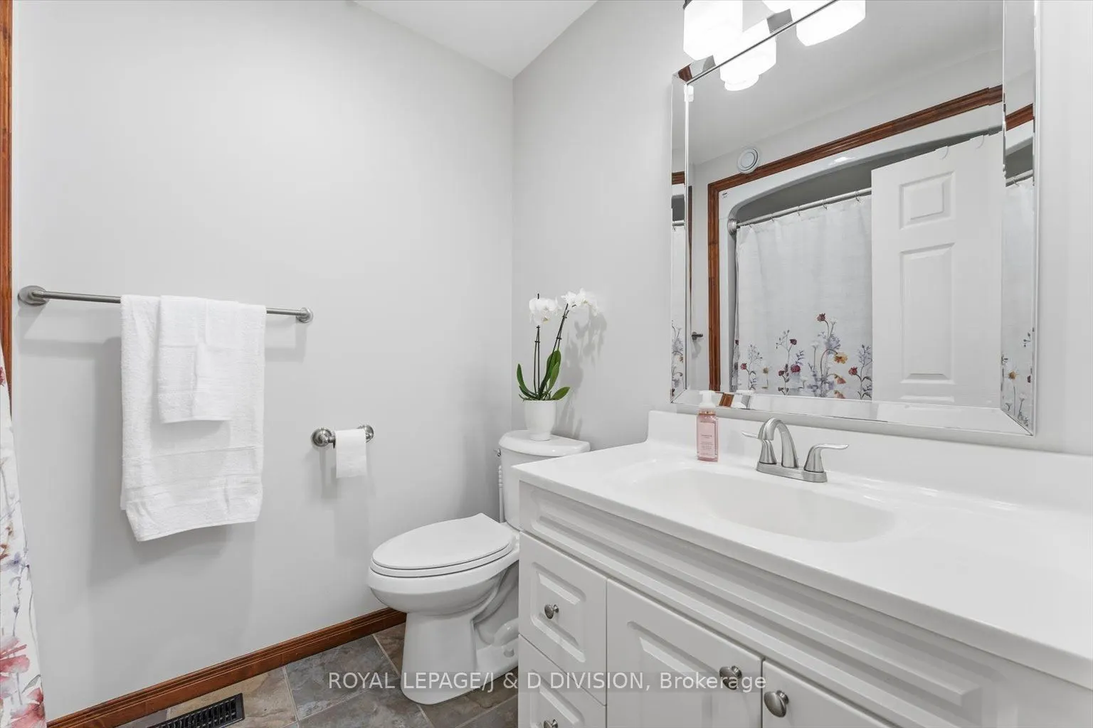 2925 Pinecone Trail