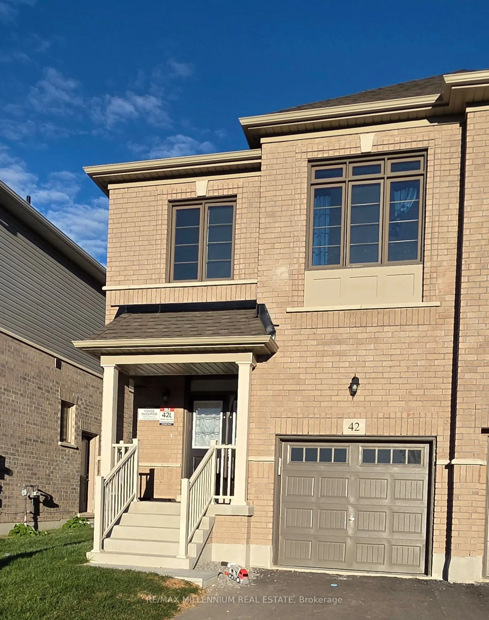 42 West Oak Trail