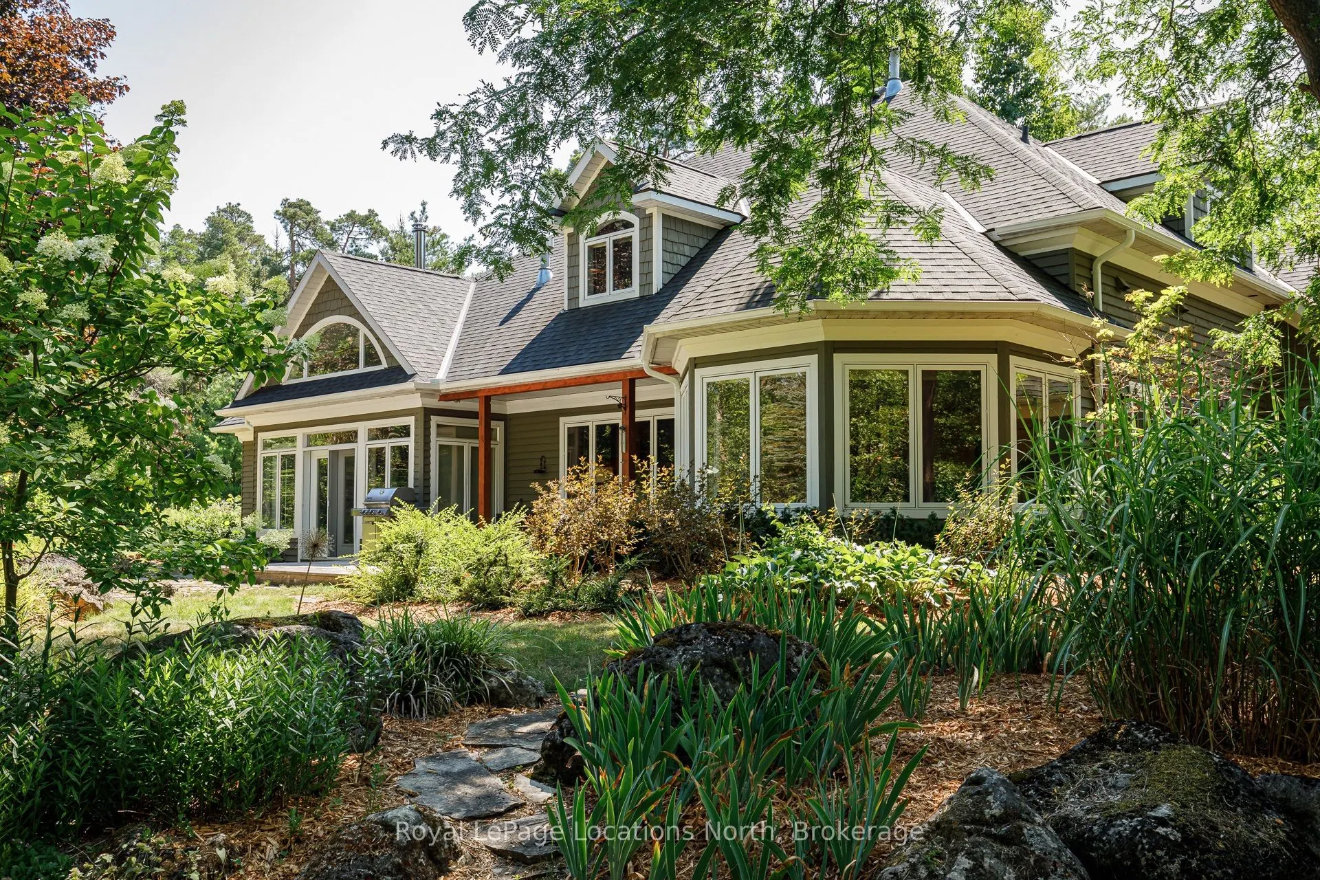 6 Alpine Court