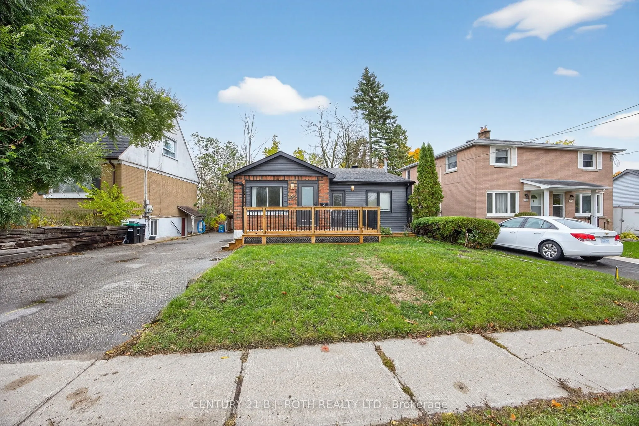 155 Penetang Street