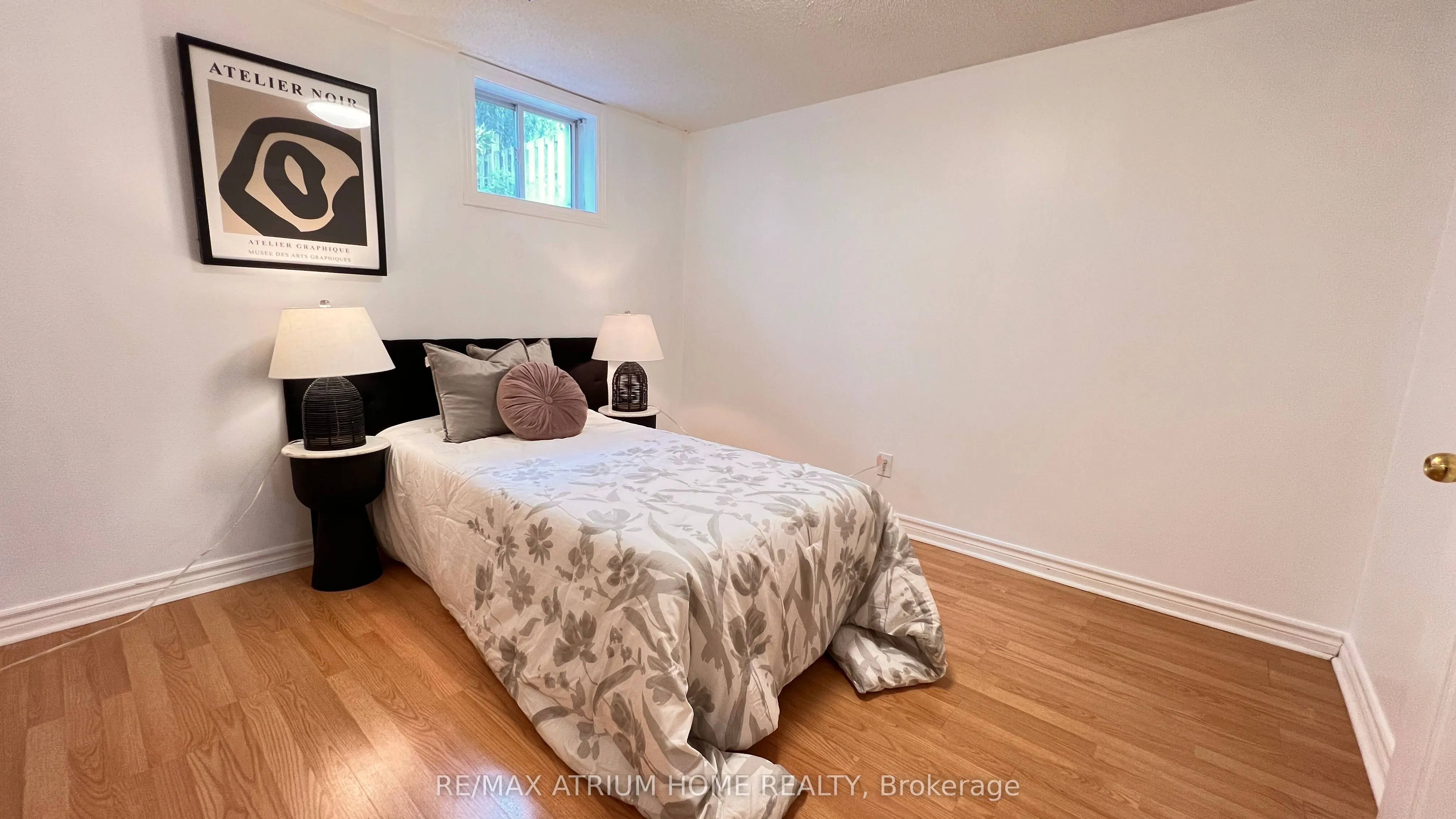 124 Monique Crescent