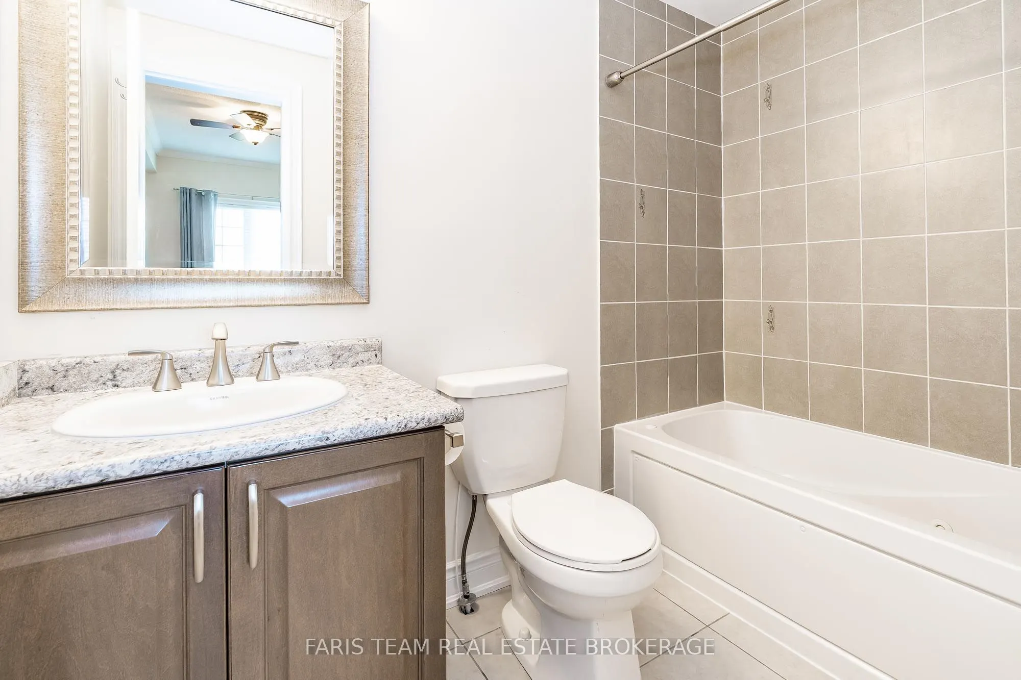 42 Ferndale Drive S, #402