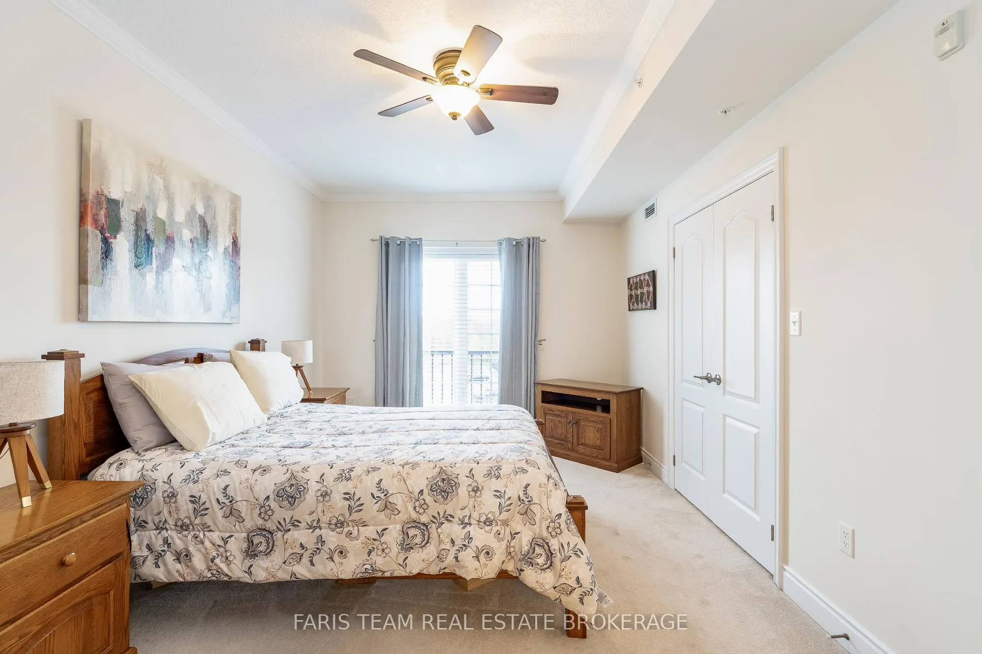 42 Ferndale Drive S, #402