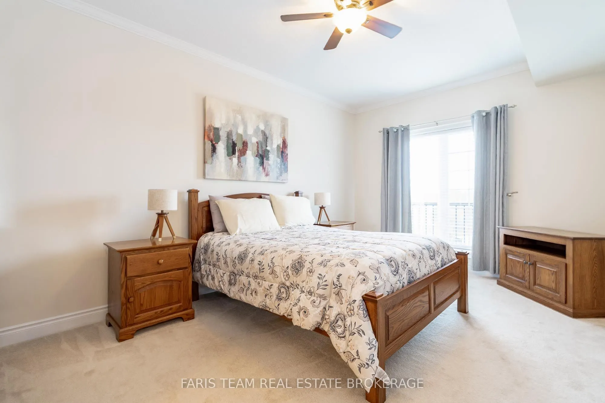 42 Ferndale Drive S, #402