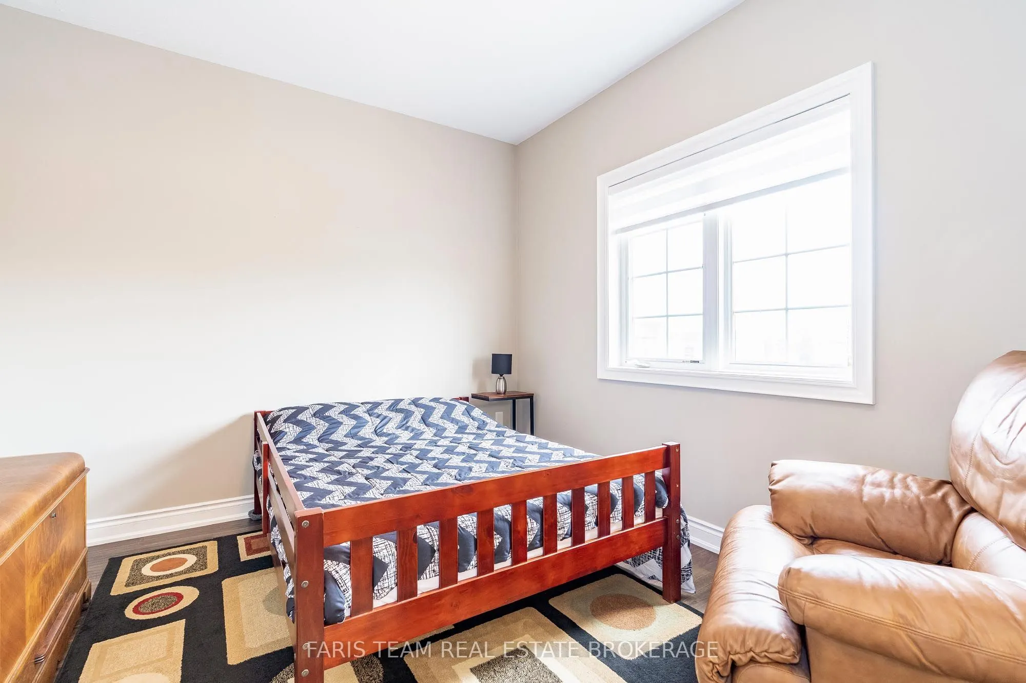 42 Ferndale Drive S, #402