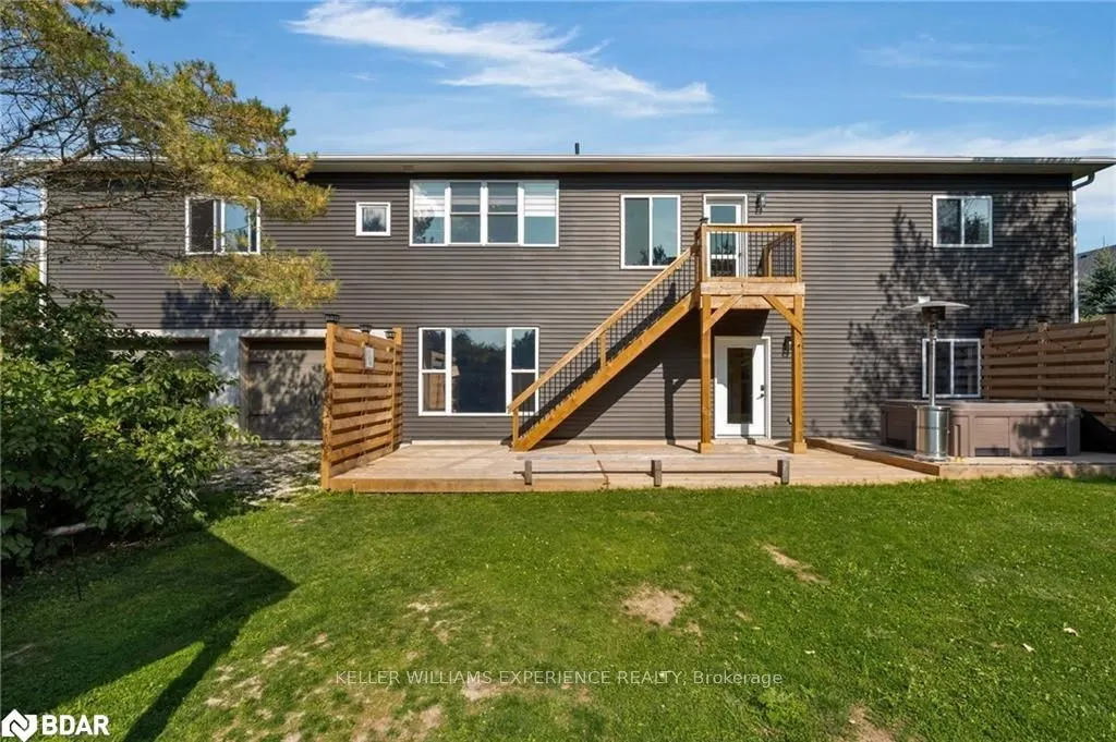 18 Maple Drive