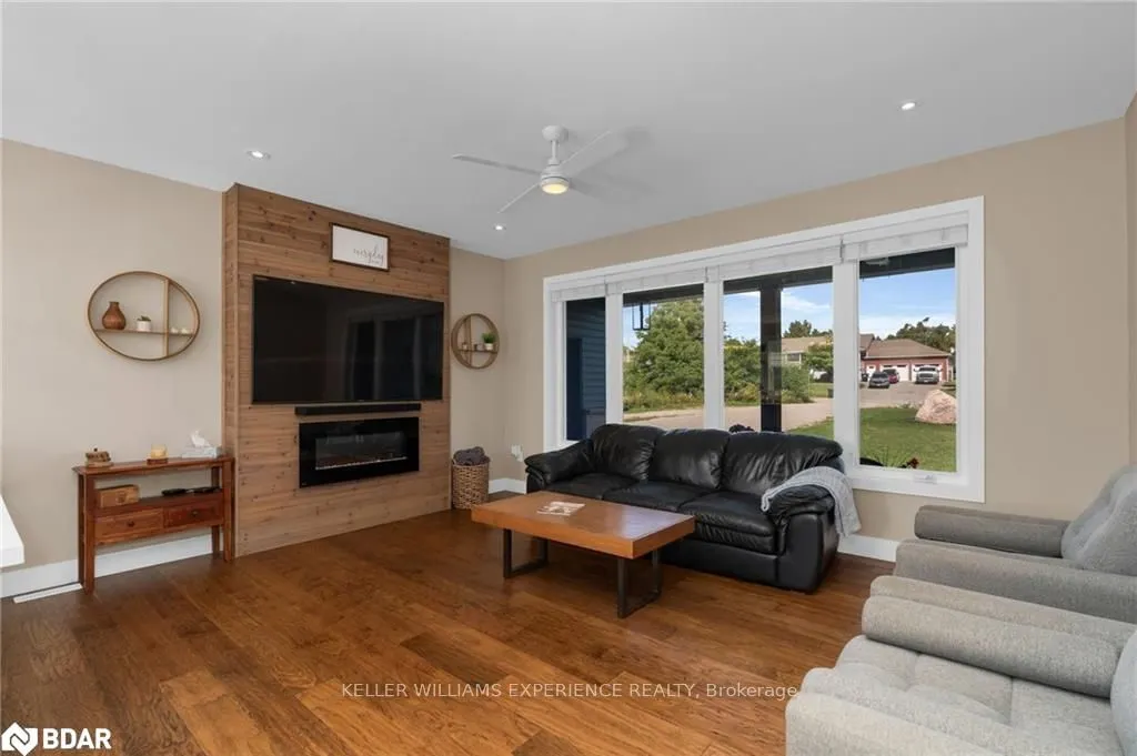 18 Maple Drive