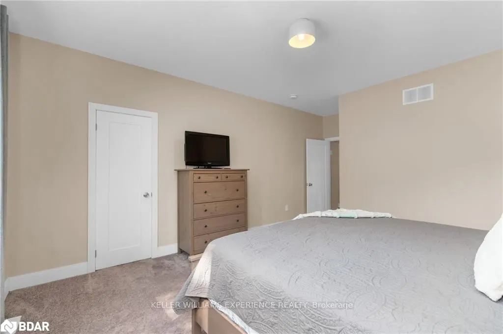 18 Maple Drive