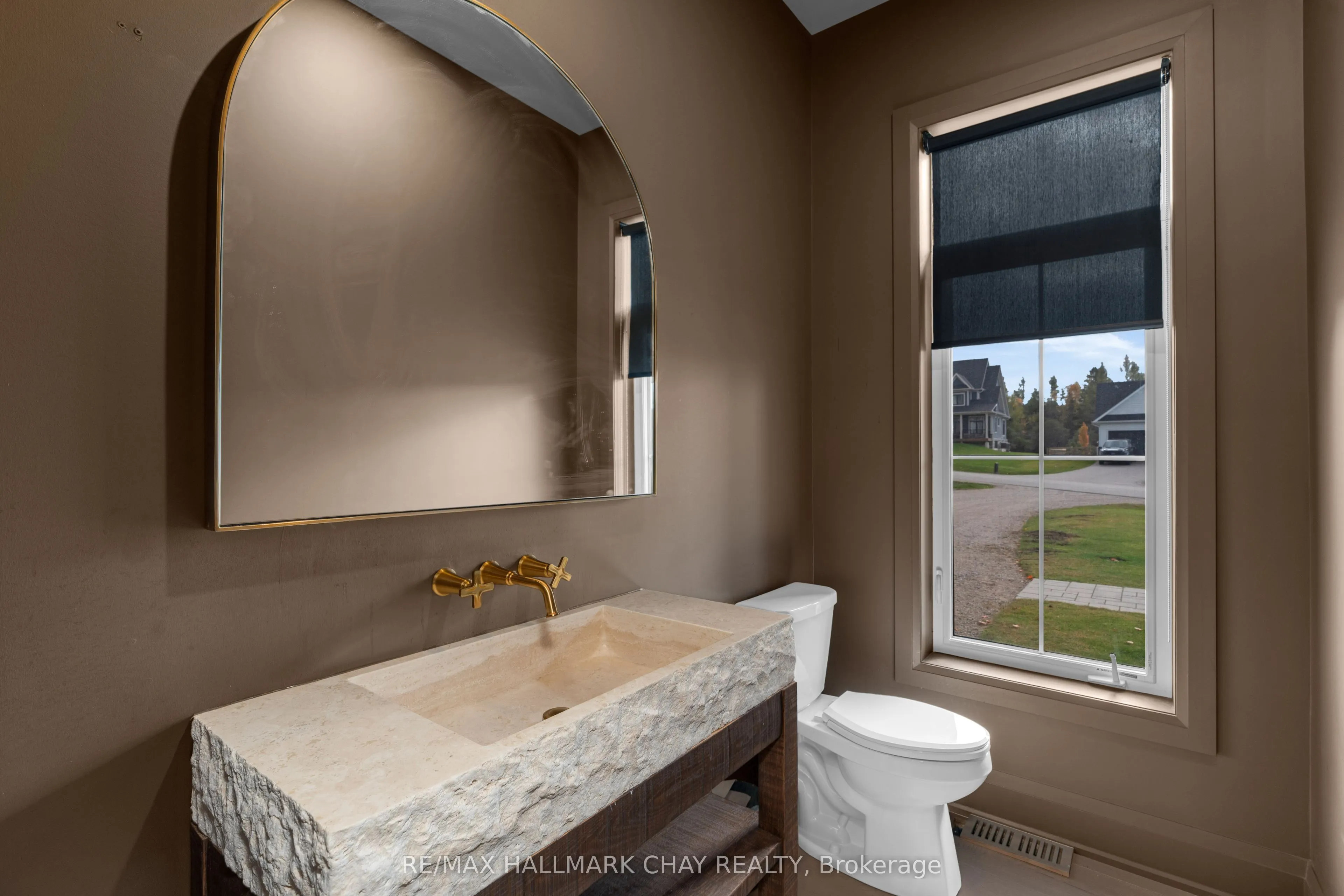 72 Georgian Grande Drive