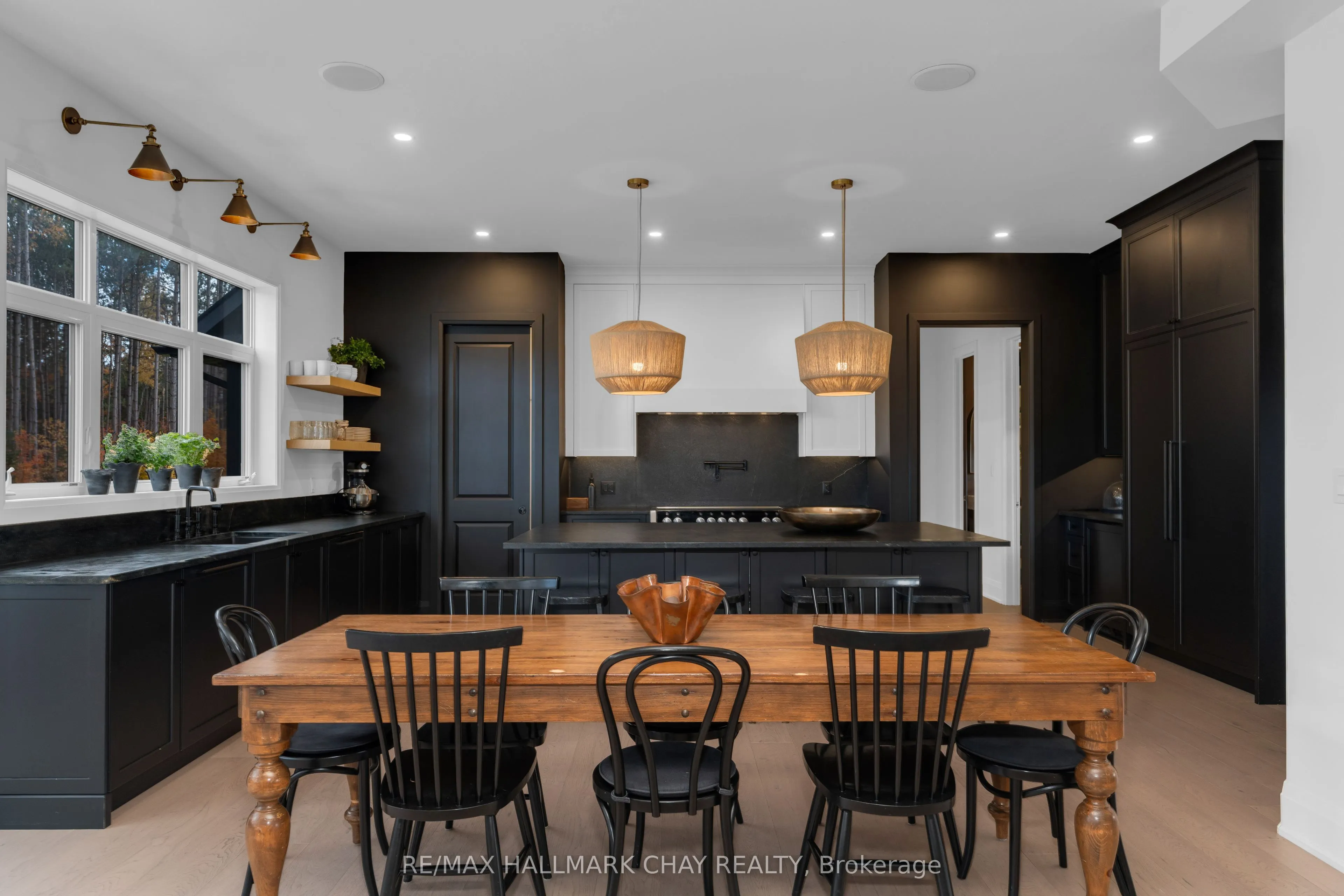 72 Georgian Grande Drive