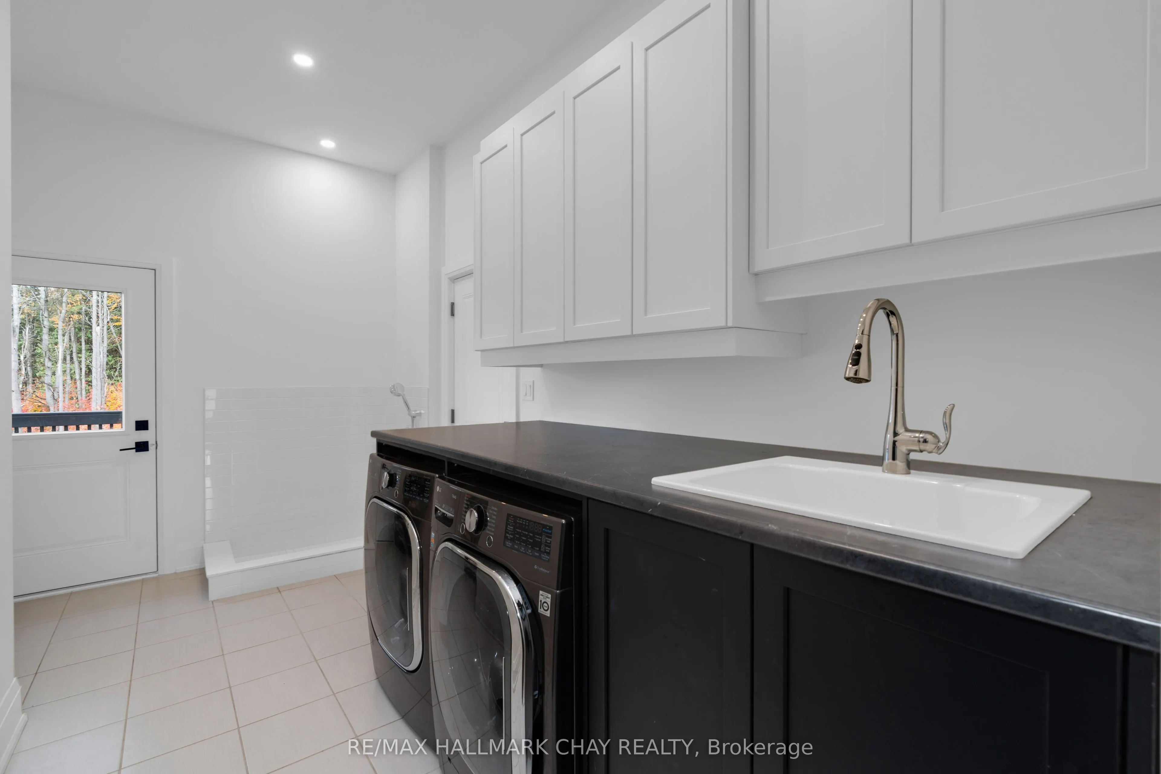 72 Georgian Grande Drive