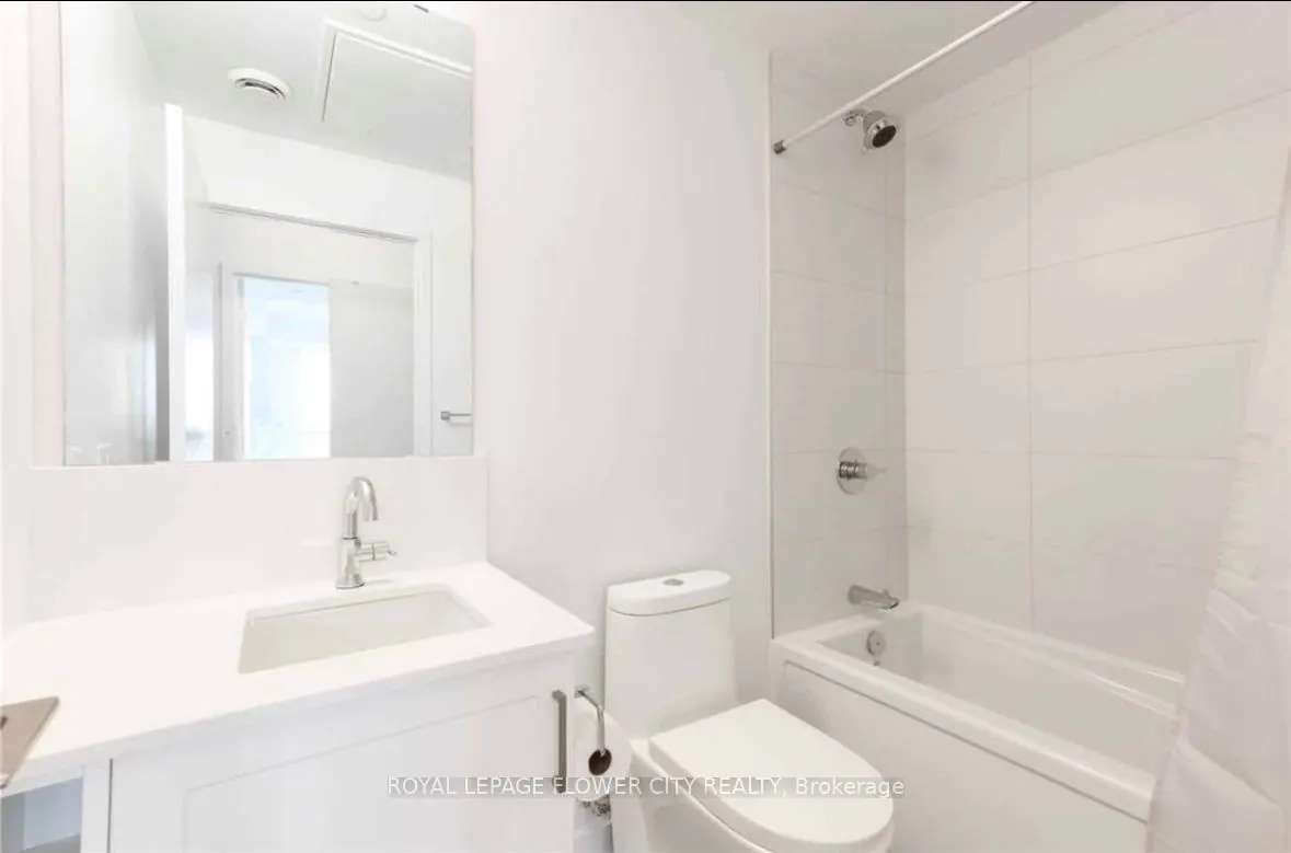 681 Yonge Street S, #524