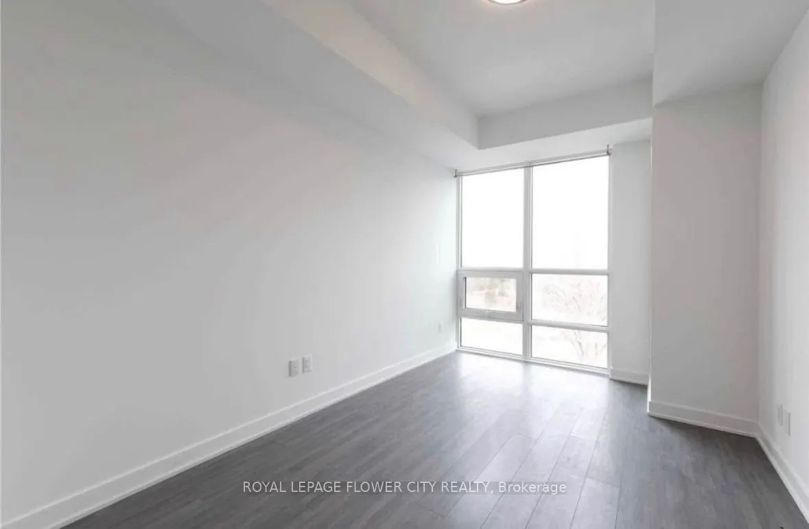 681 Yonge Street S, #524
