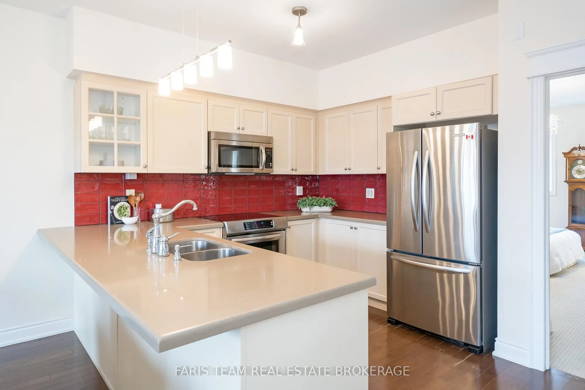 145 Wycliffe Cove