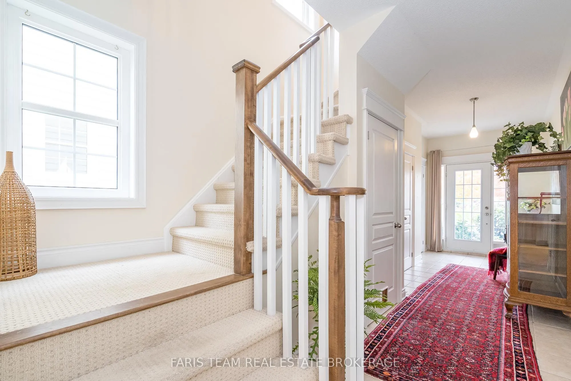 145 Wycliffe Cove