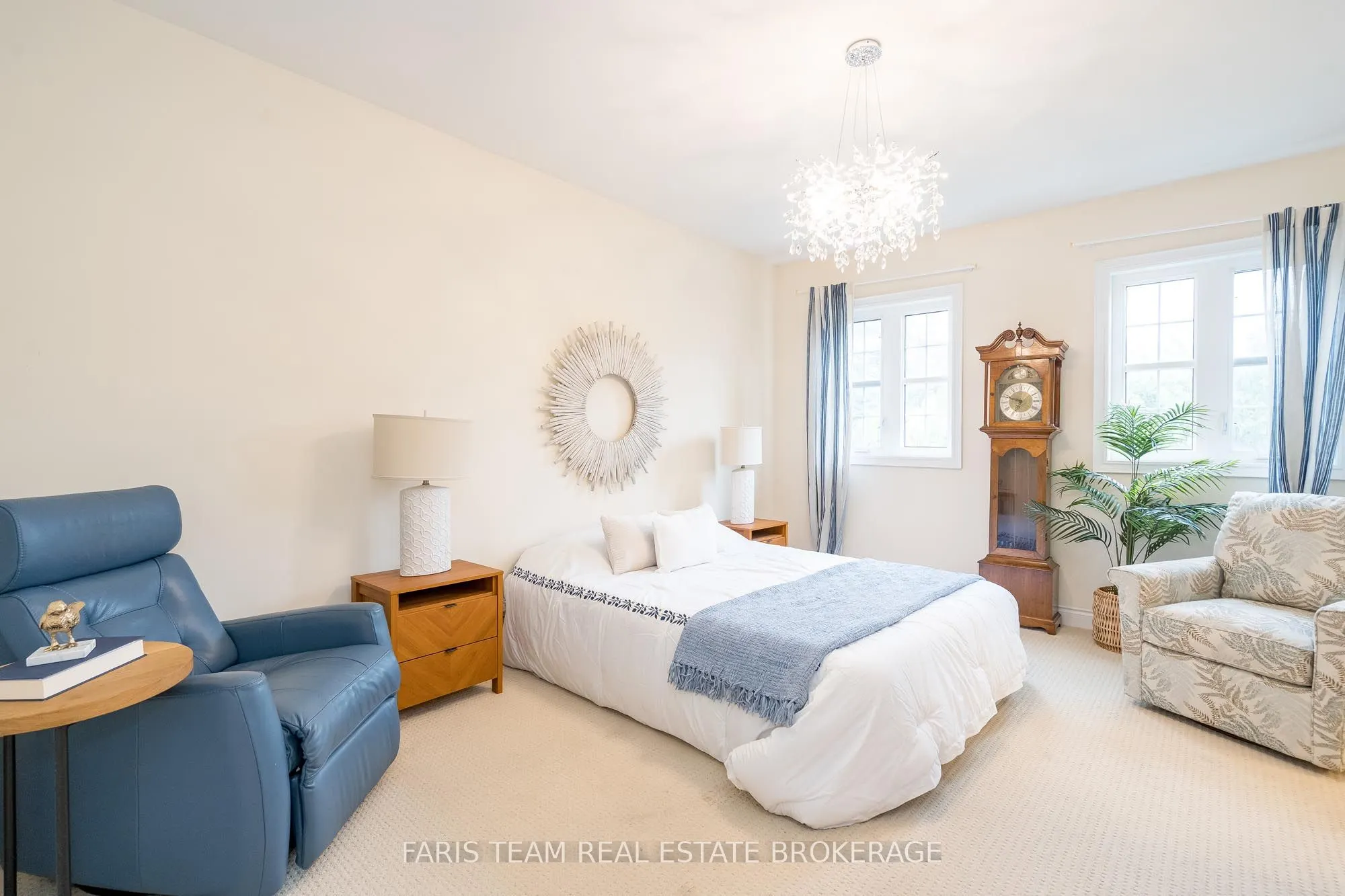 145 Wycliffe Cove