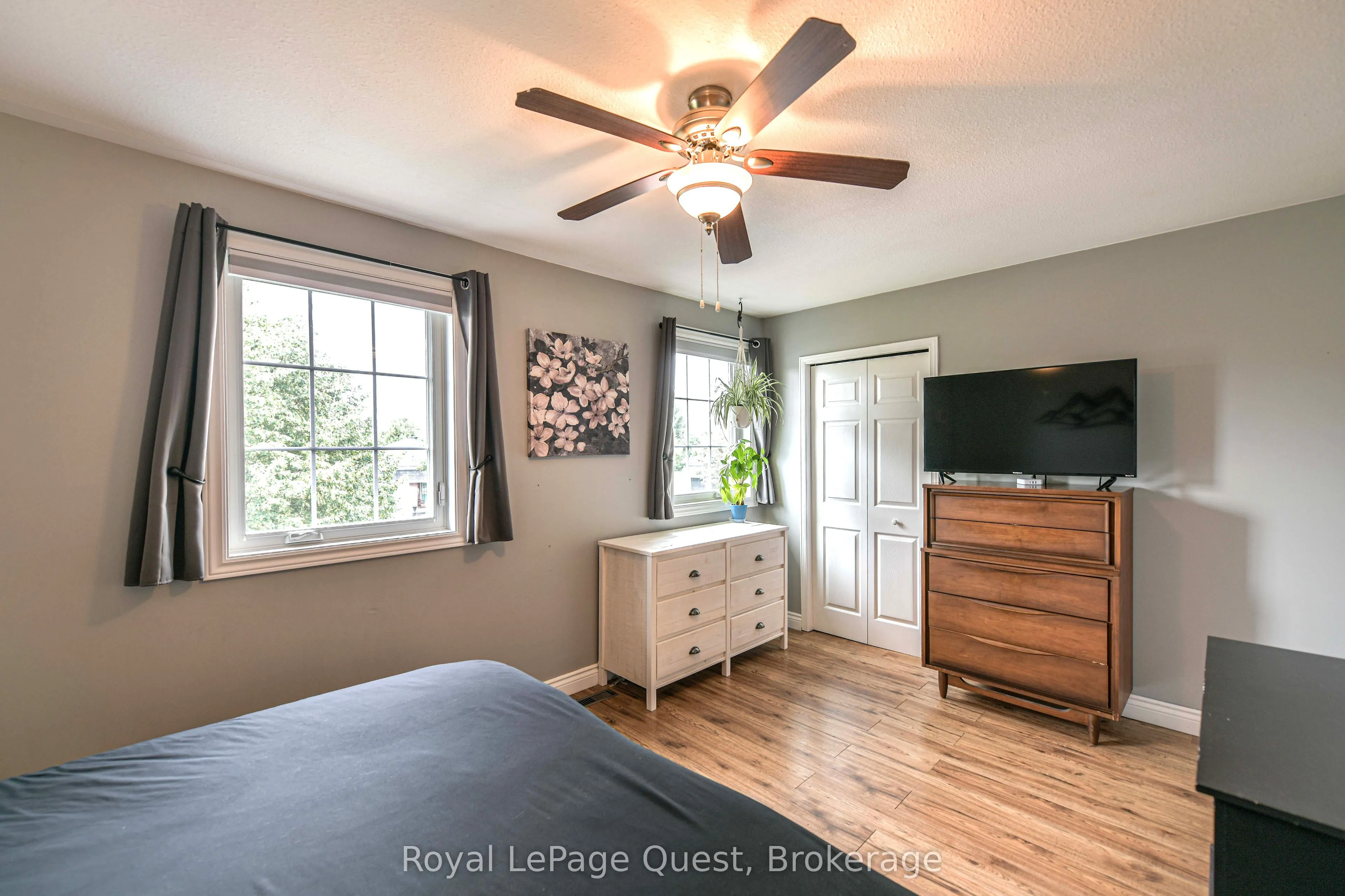 46 Courtney Crescent