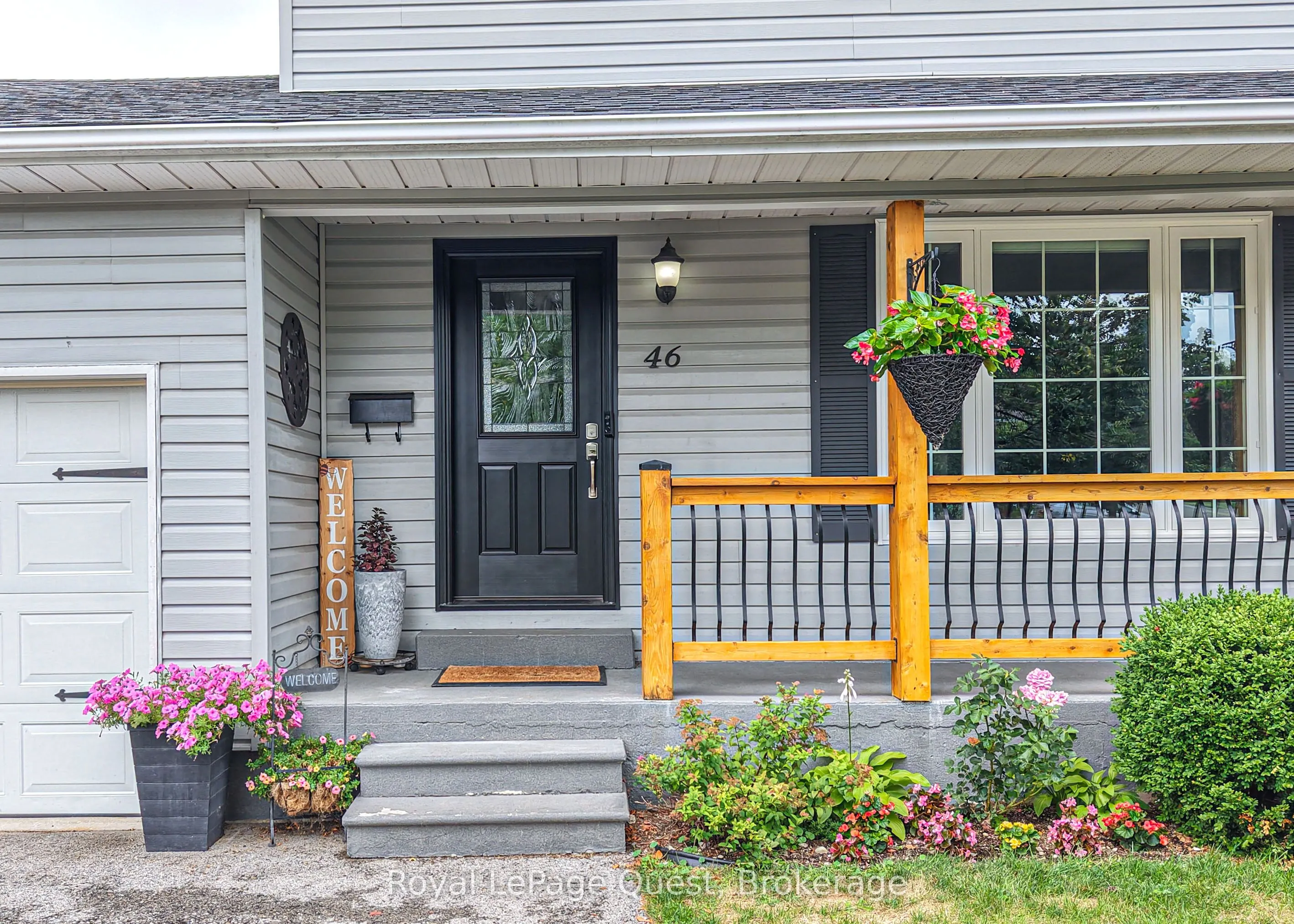 46 Courtney Crescent