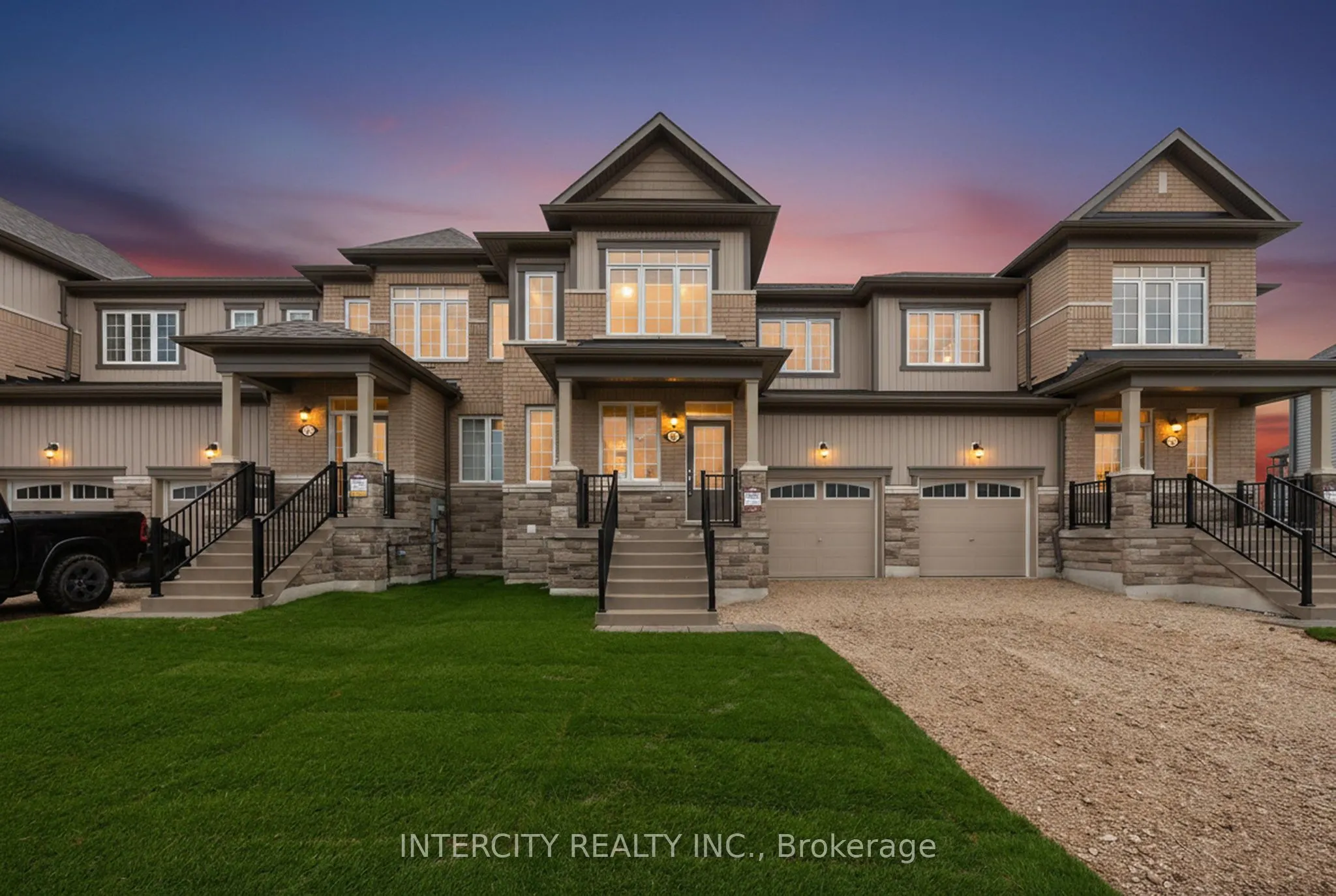15 Avalon Drive