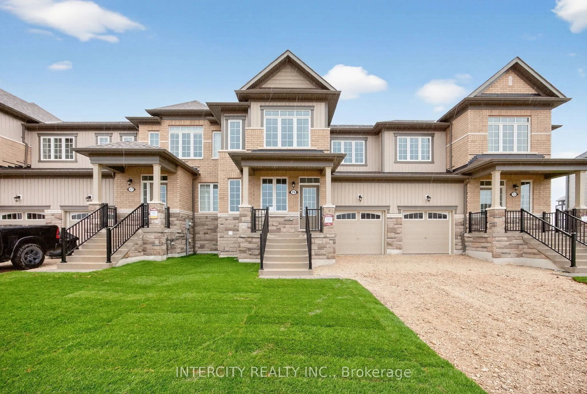 15 Avalon Drive