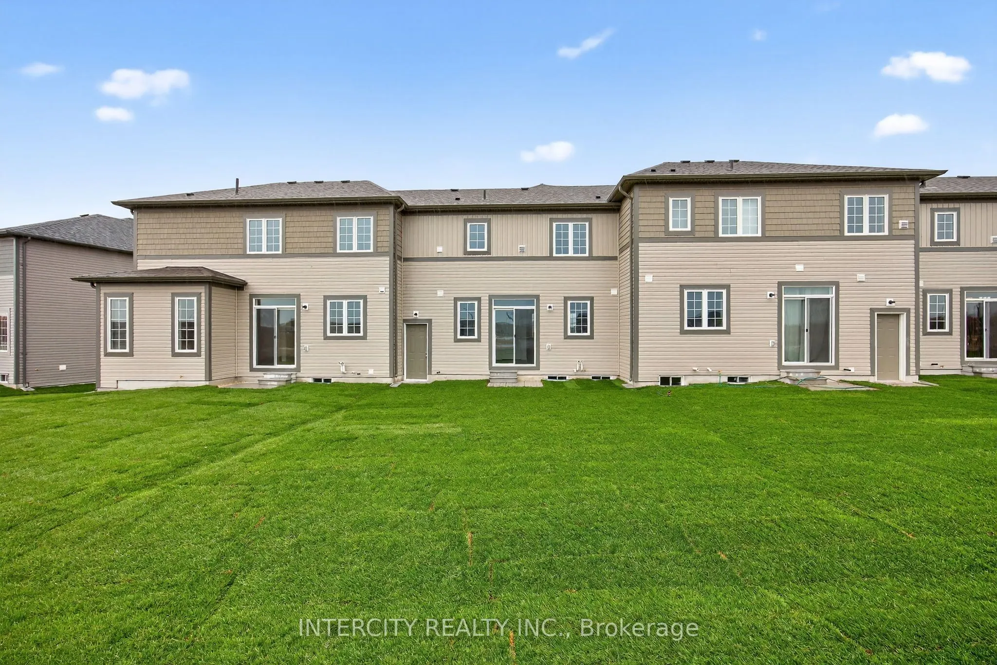 15 Avalon Drive