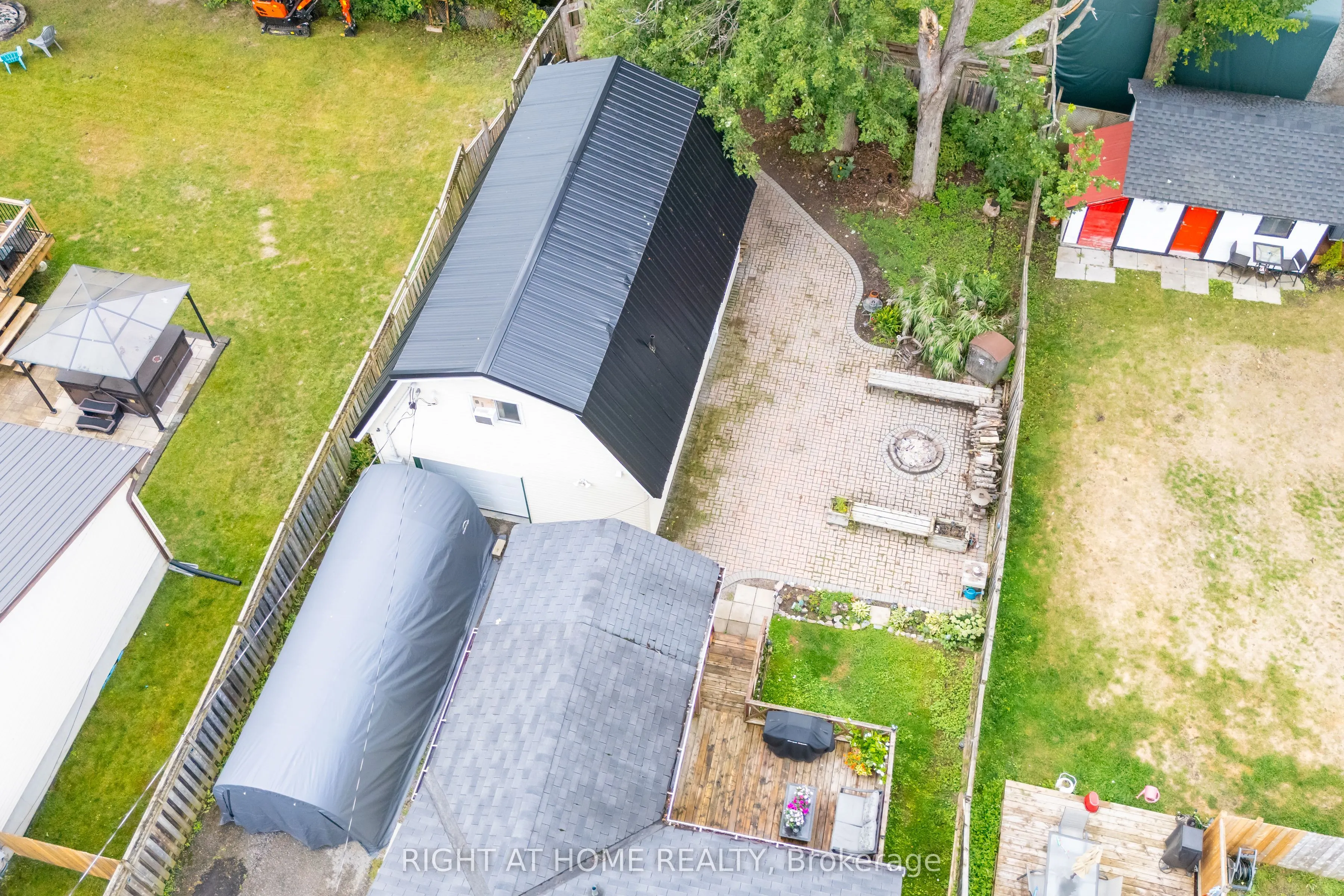 3392 Coronation Avenue