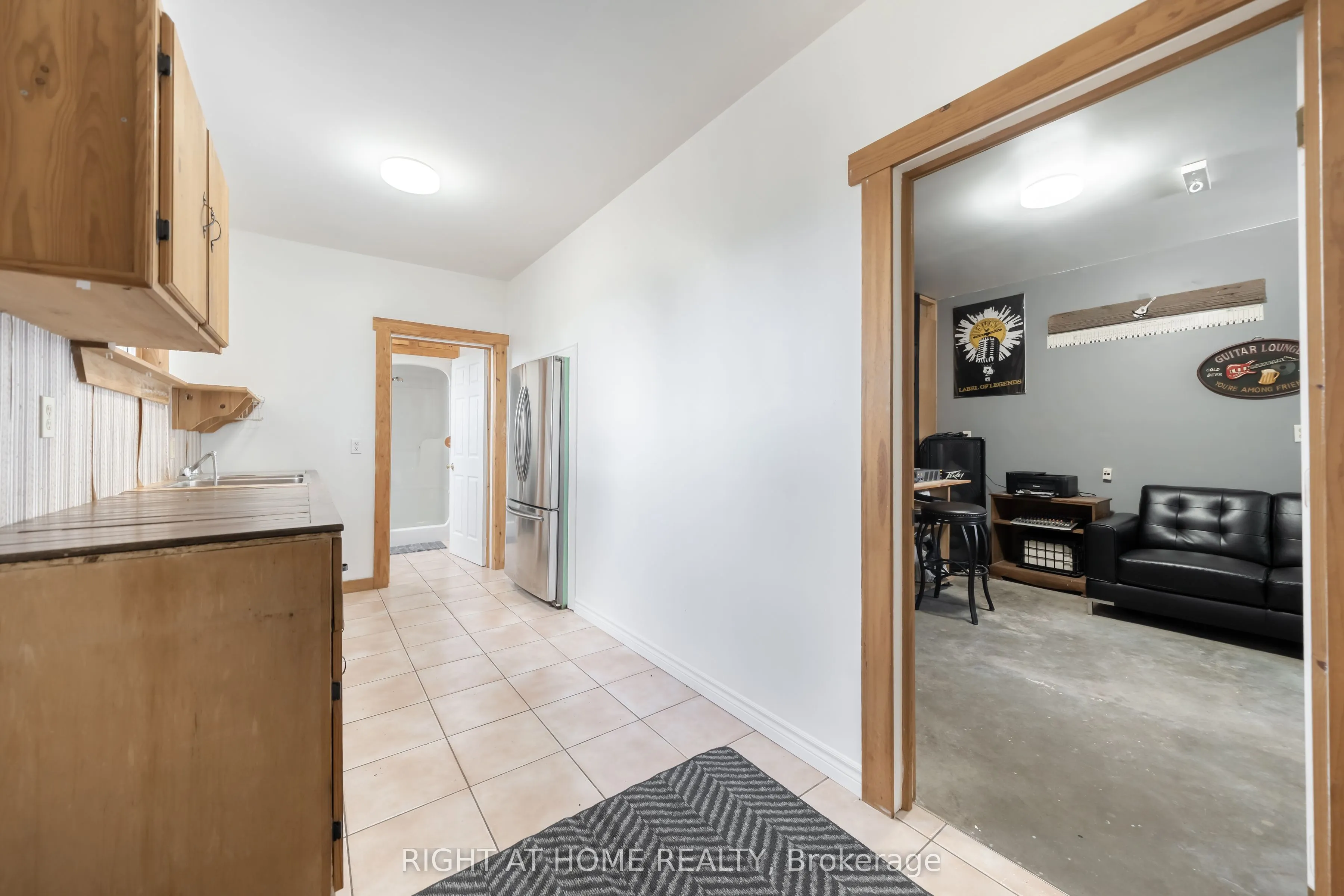 3392 Coronation Avenue