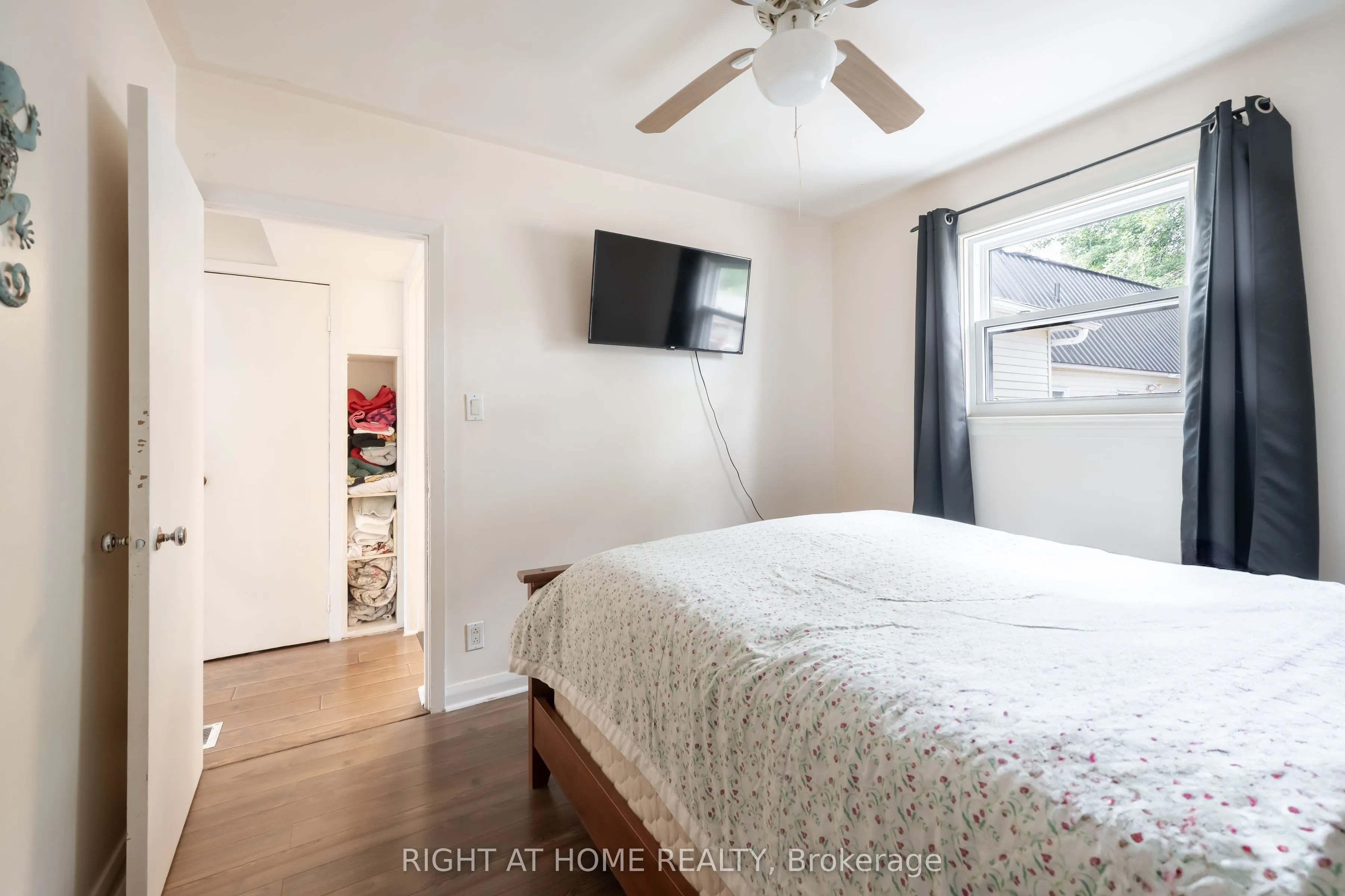 3392 Coronation Avenue