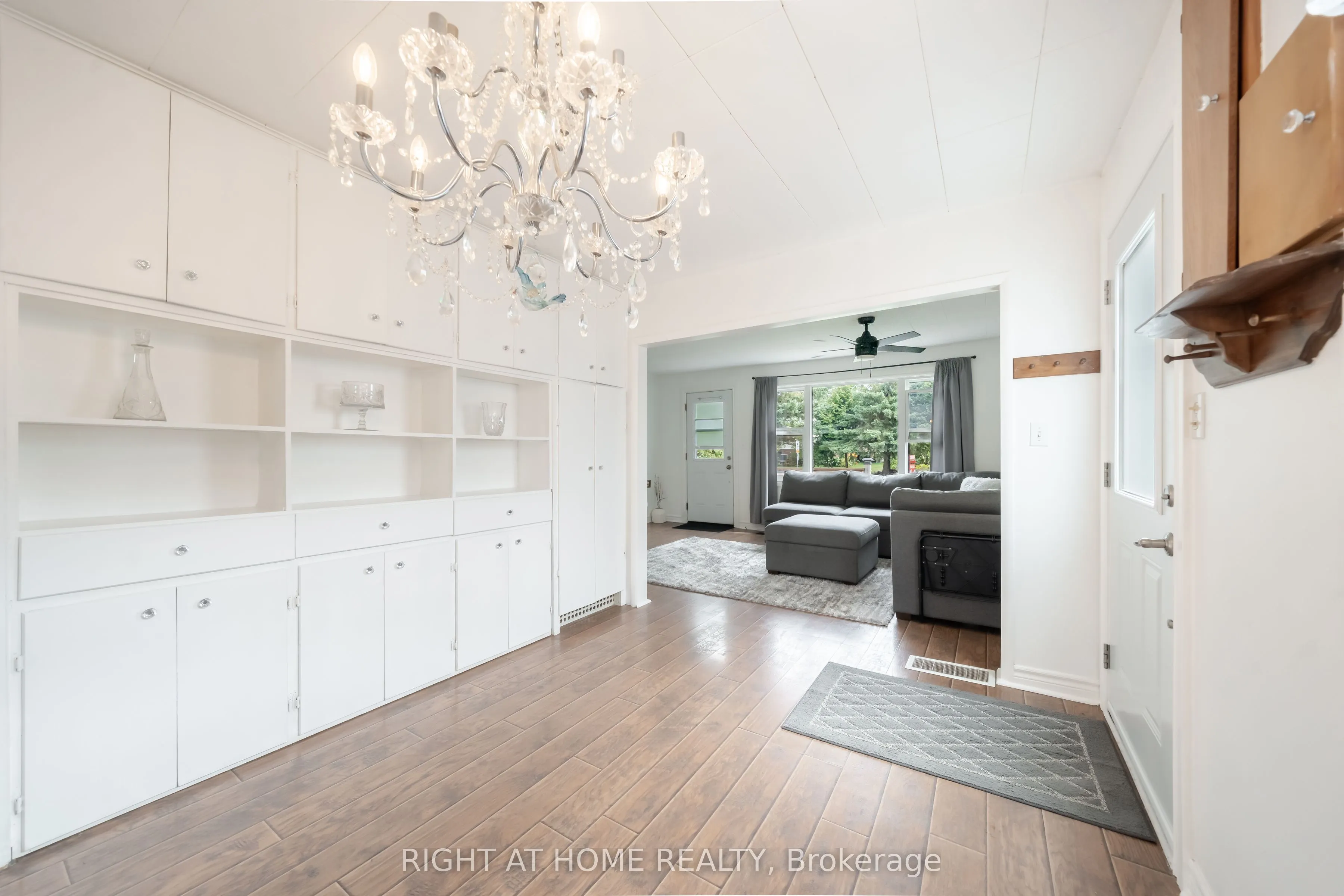 3392 Coronation Avenue