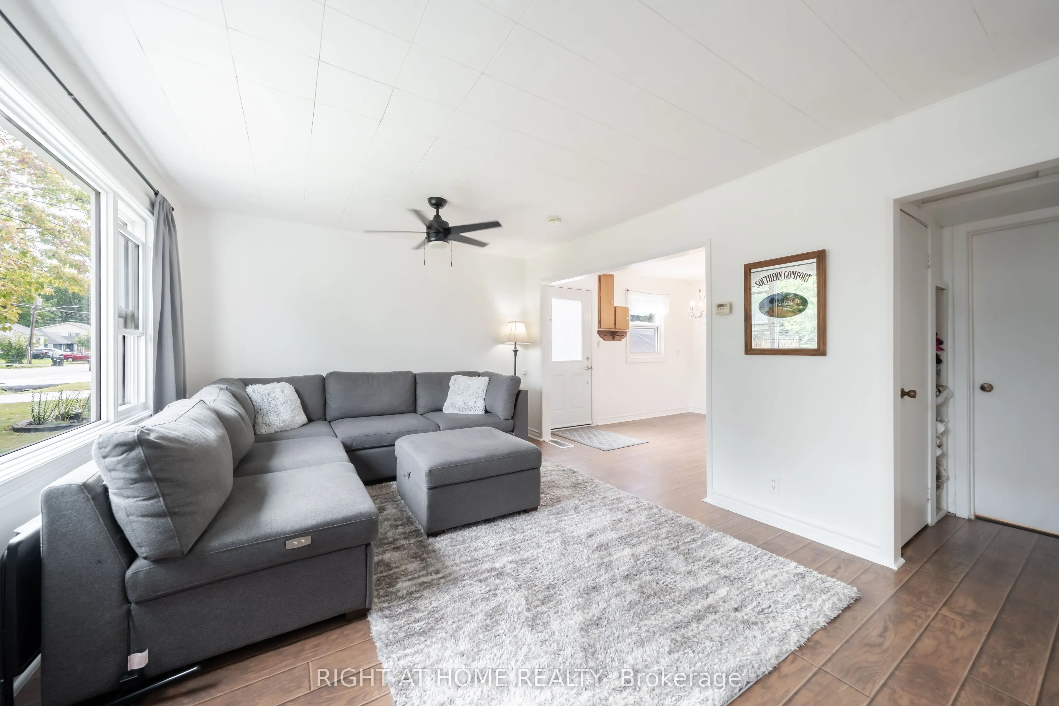 3392 Coronation Avenue