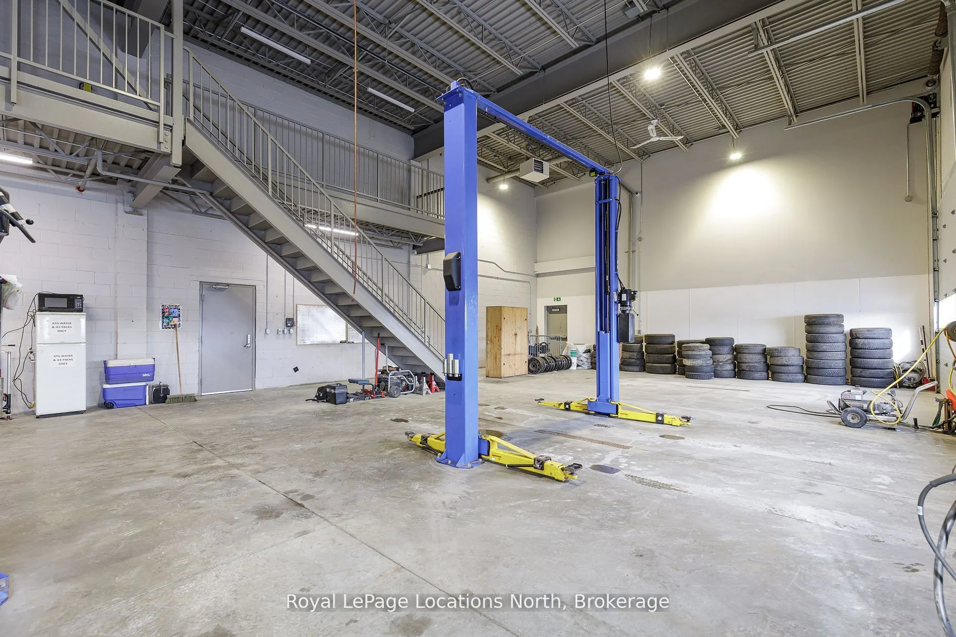 245 Raglan Street E, #100