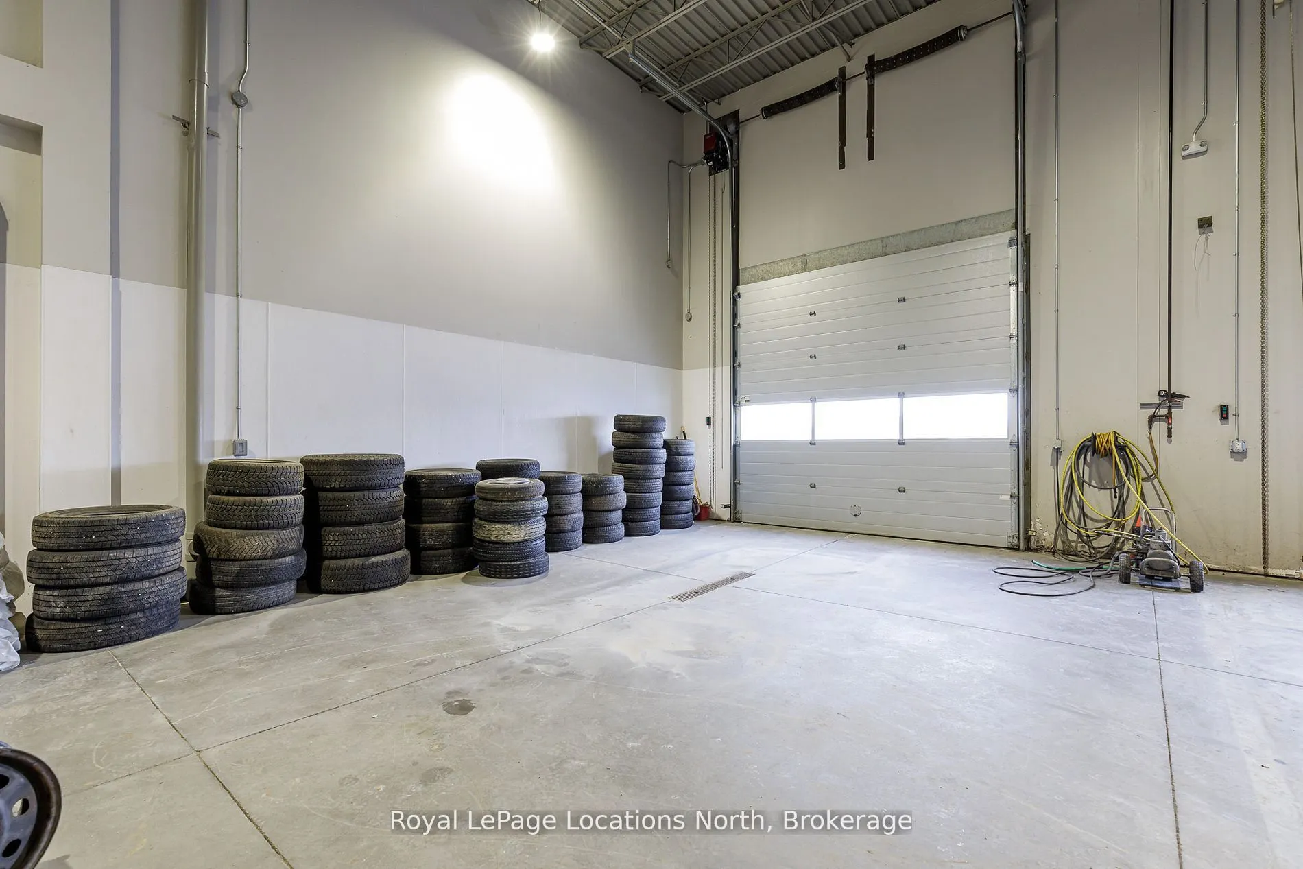 245 Raglan Street E, #100