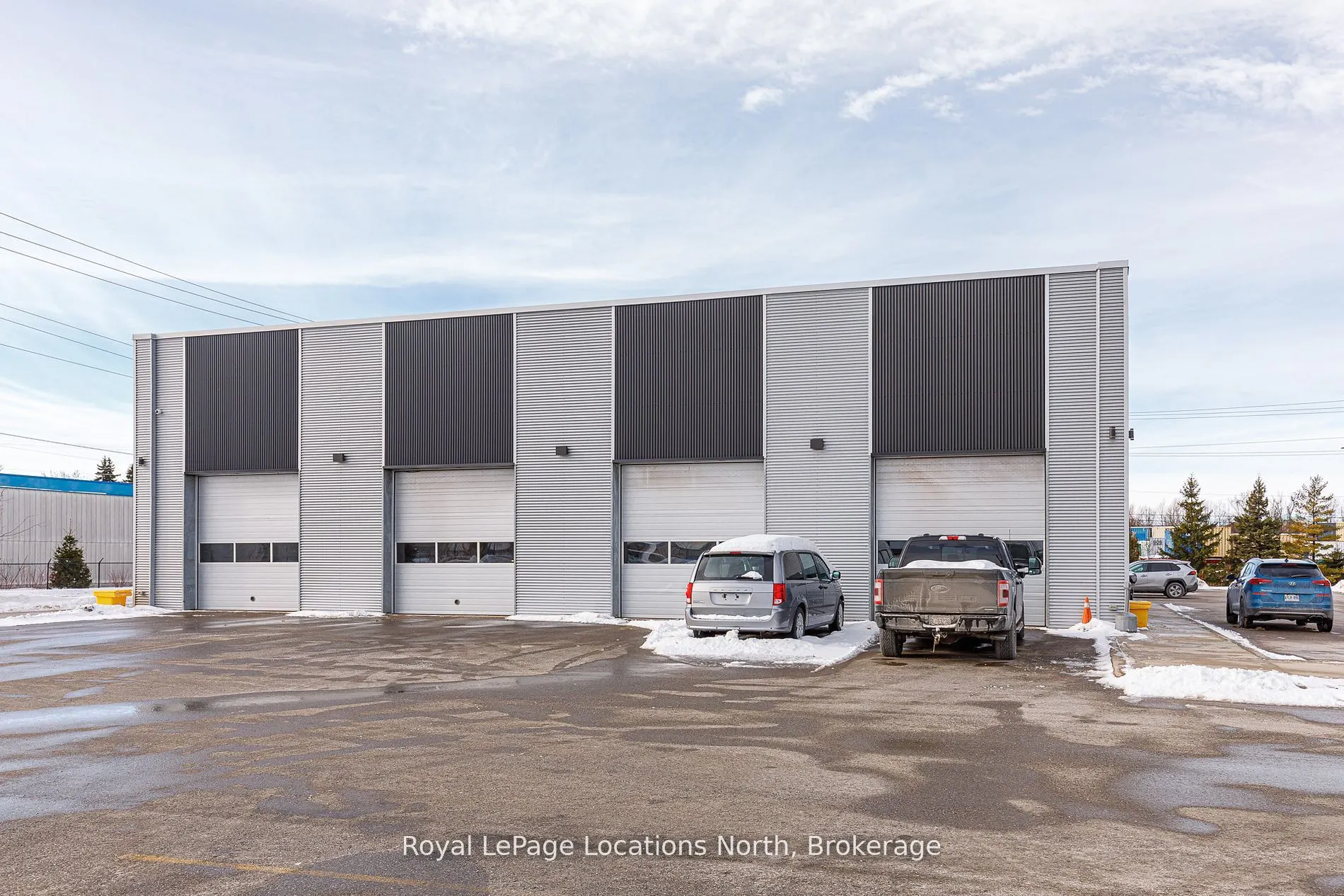 245 Raglan Street E, #100