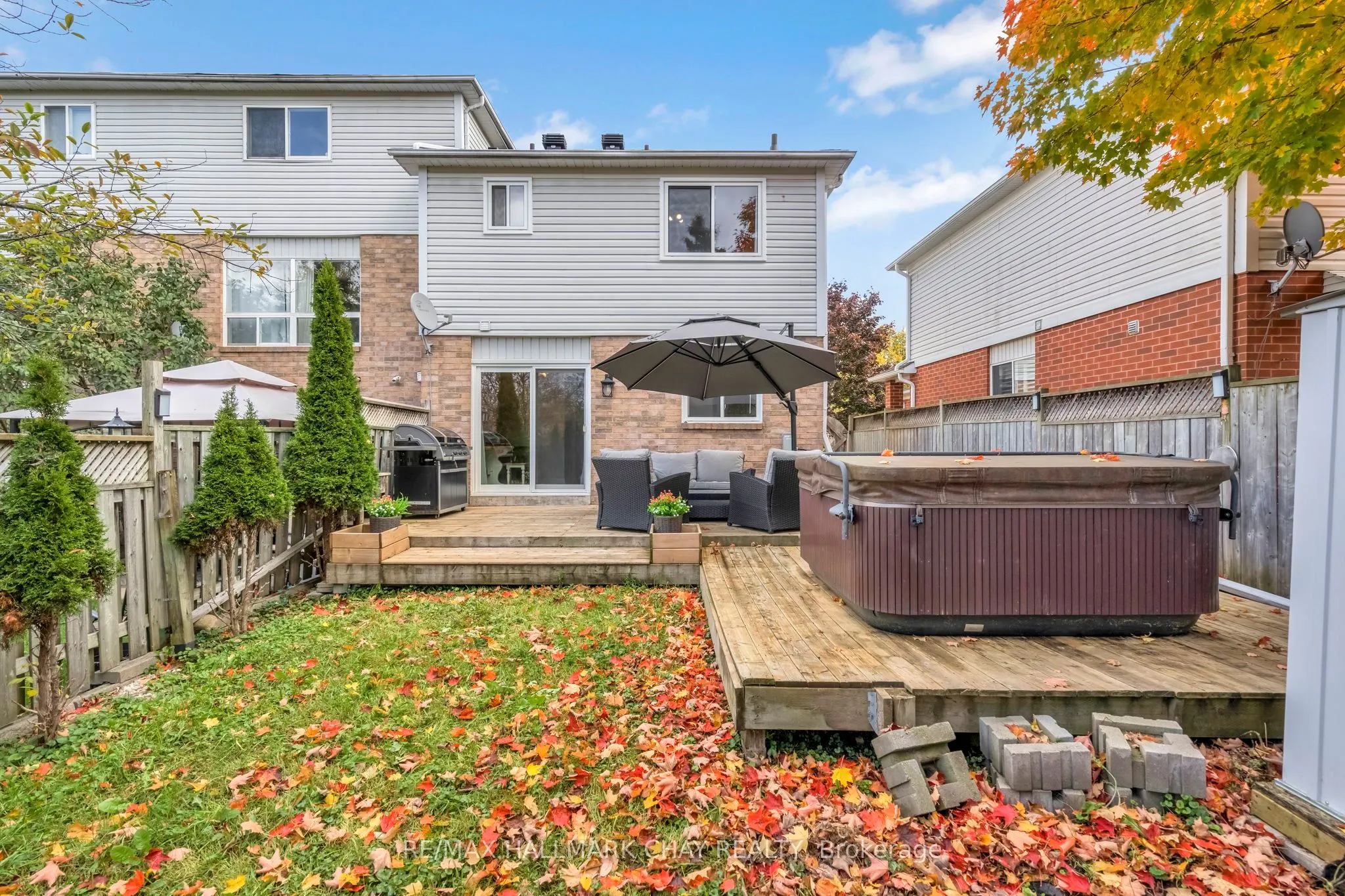 104 Pickett Crescent