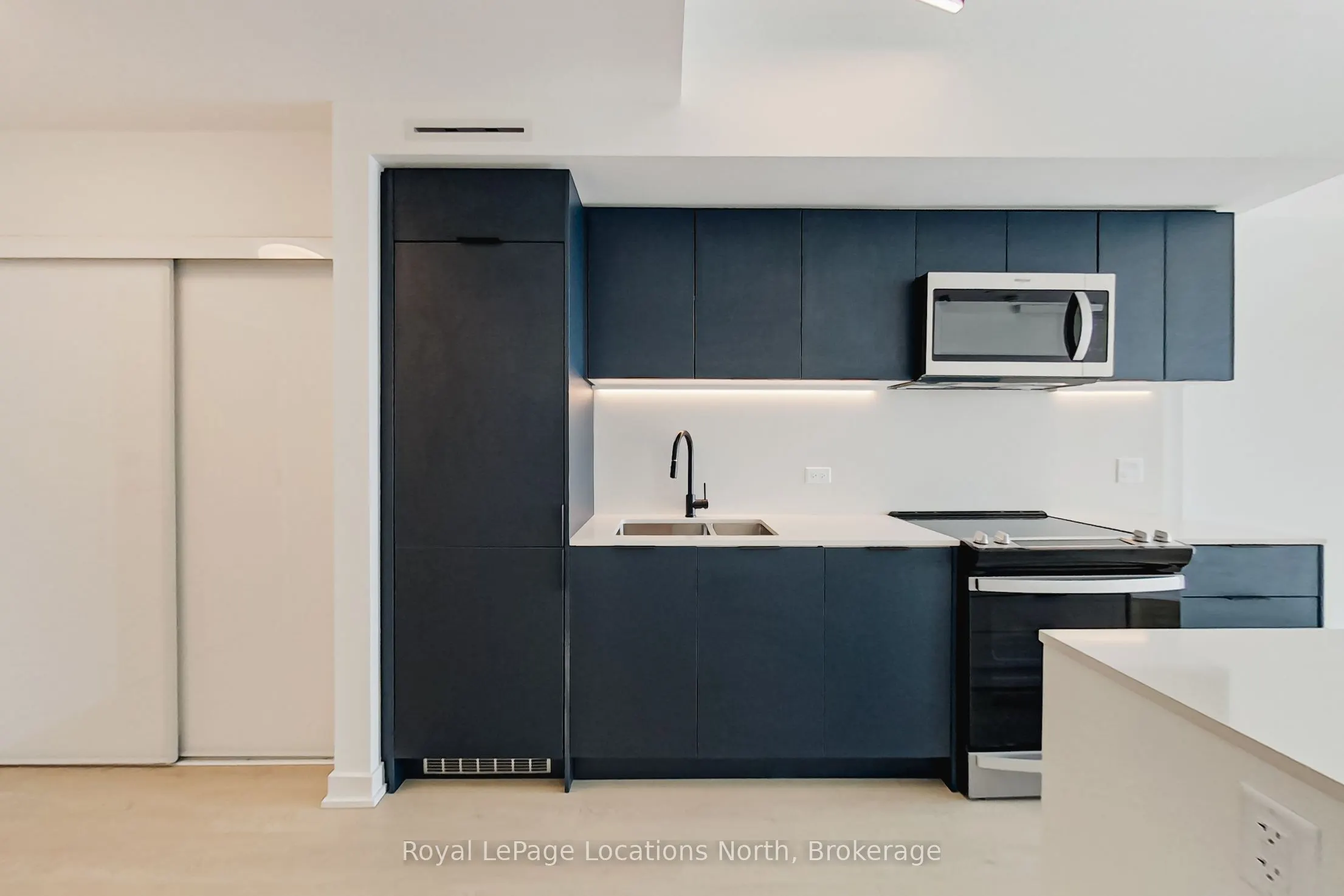 31 Huron Street, #407