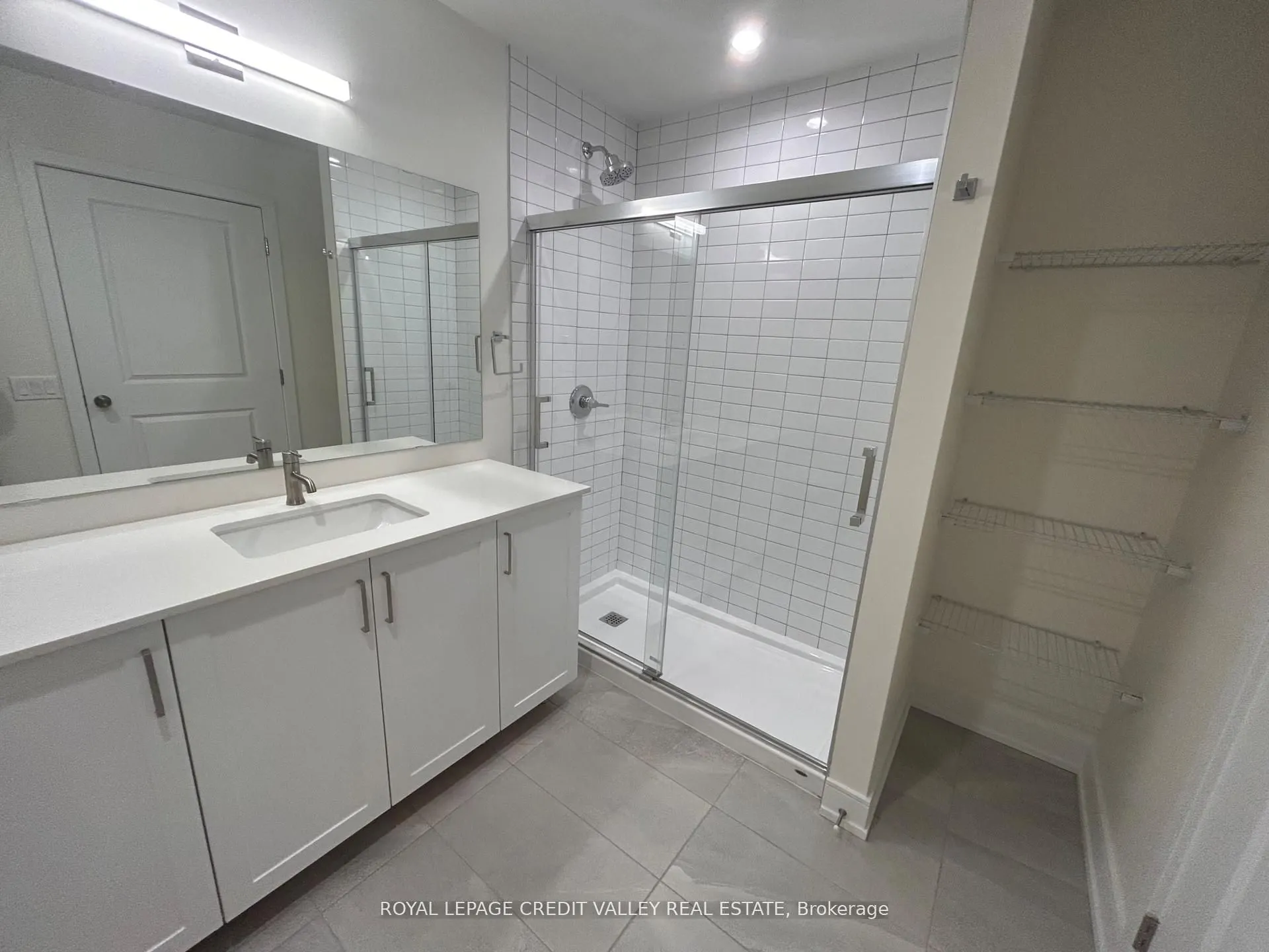 121 Mary Street, #201