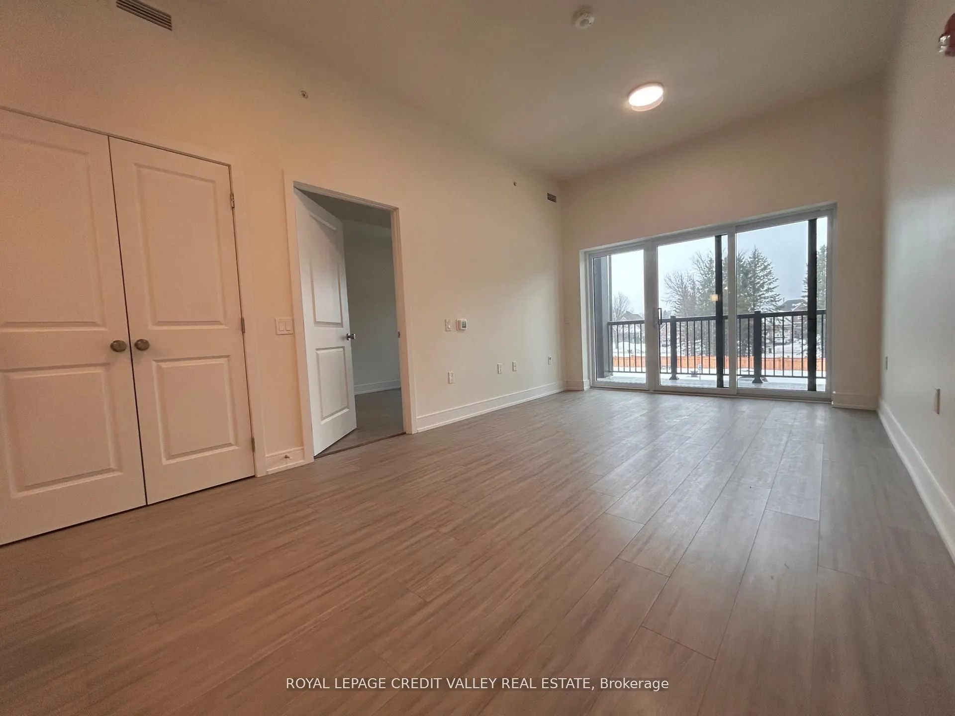 121 Mary Street, #201