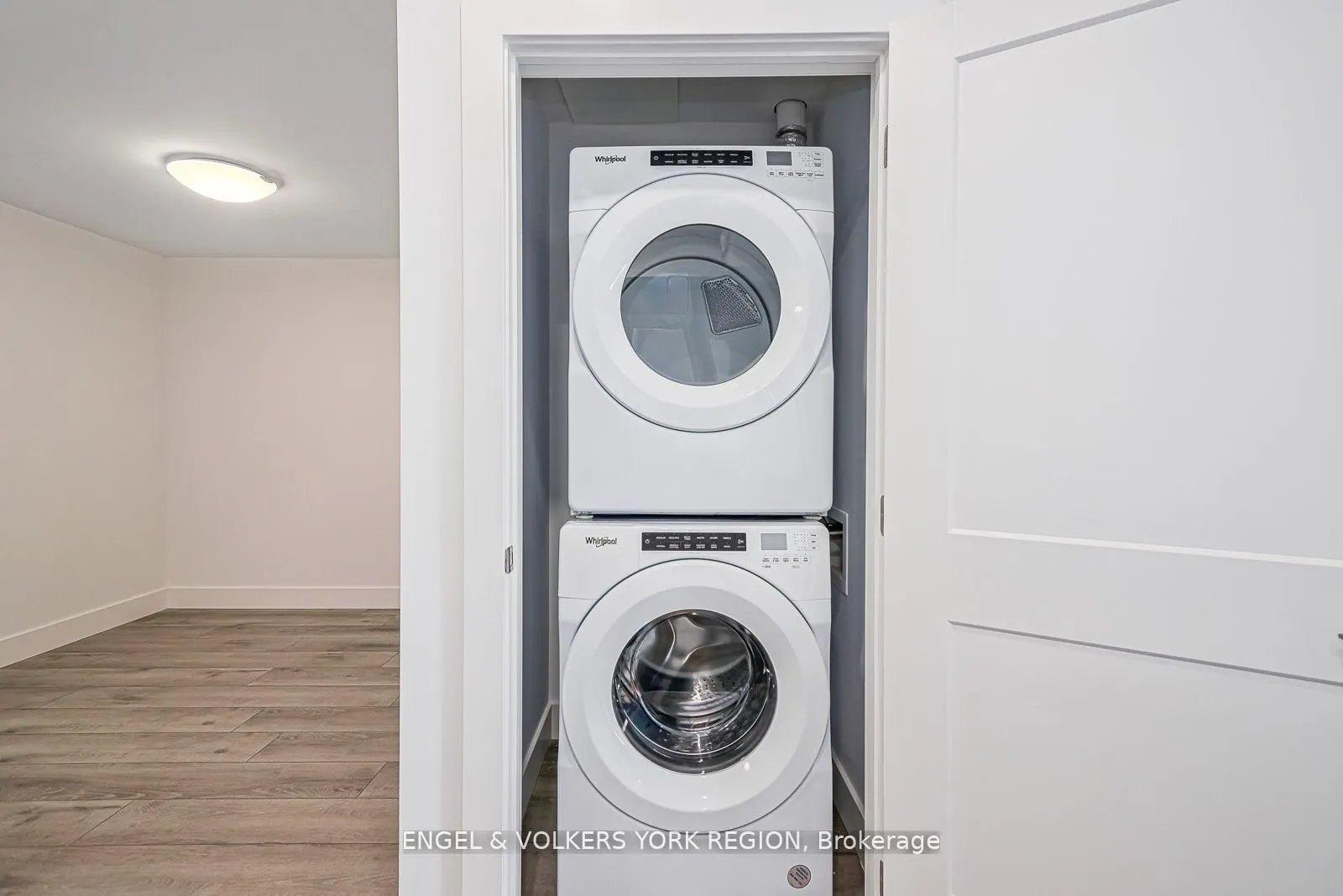 4 Kimberly Lane E, #327