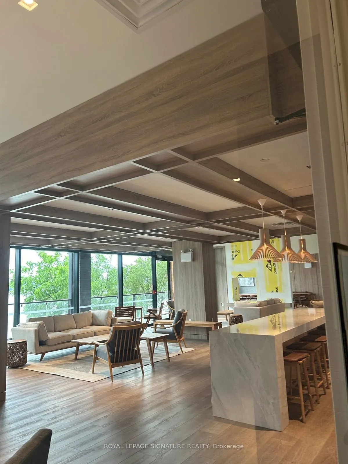 185 Dunlop Street E, #622