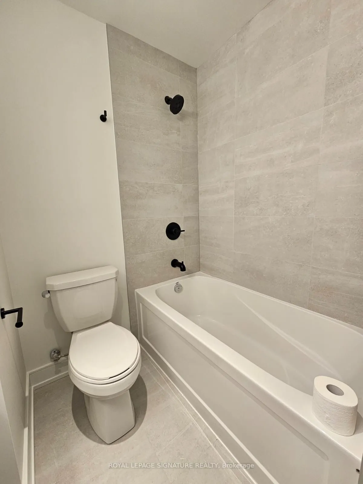 185 Dunlop Street E, #622