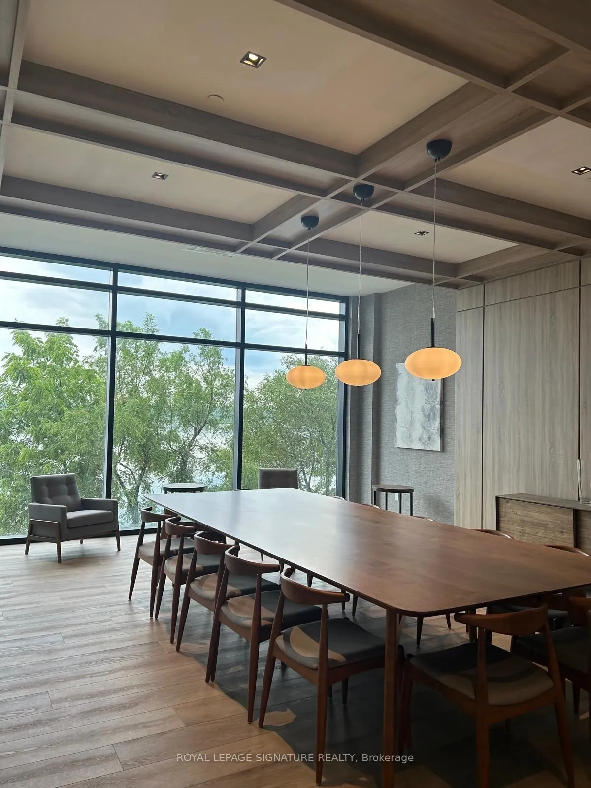 185 Dunlop Street E, #622