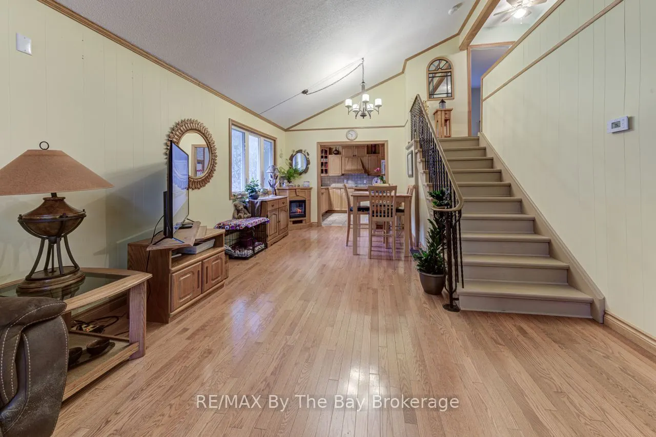 1819 River Road W