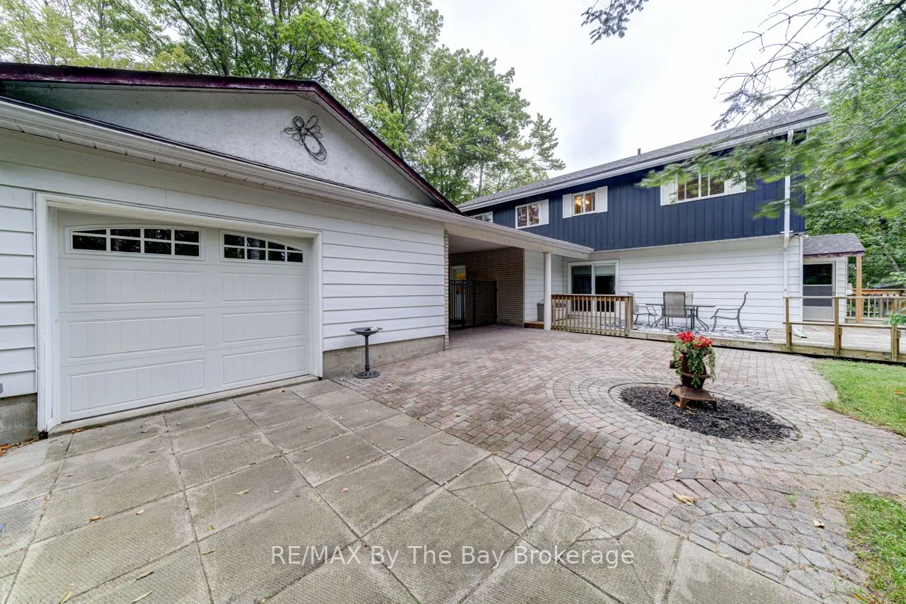 1819 River Road W