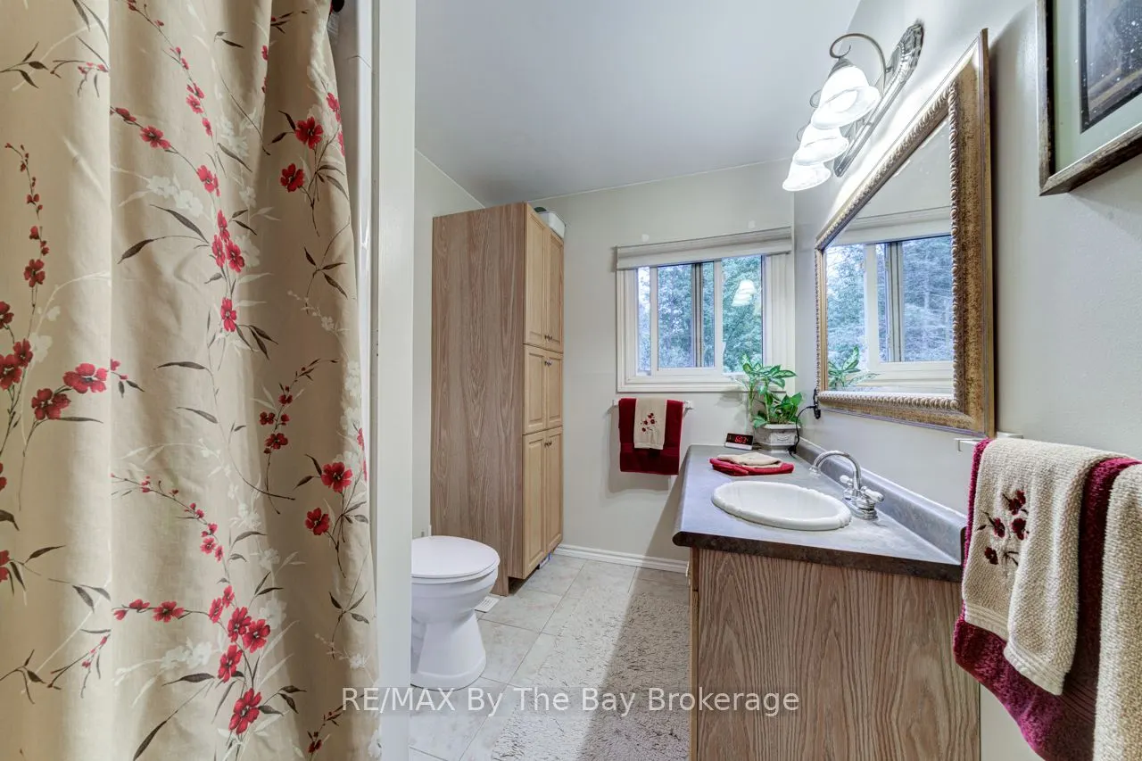 1819 River Road W