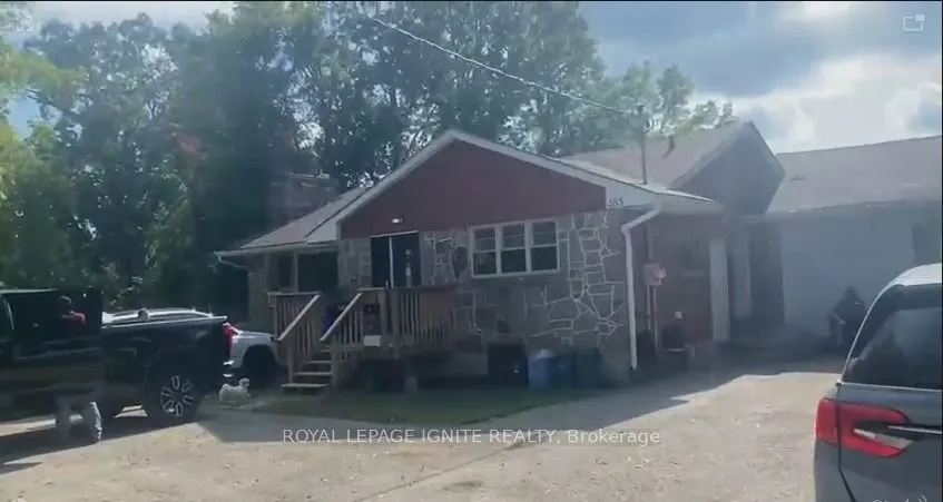 385 & 387 West Street N