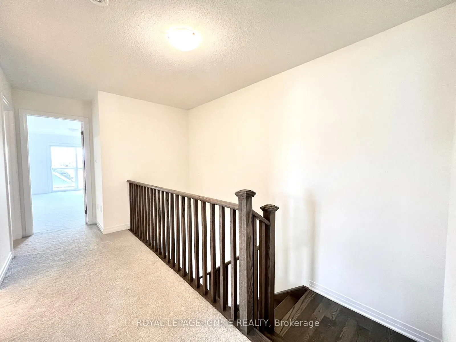 542 Hudson Crescent