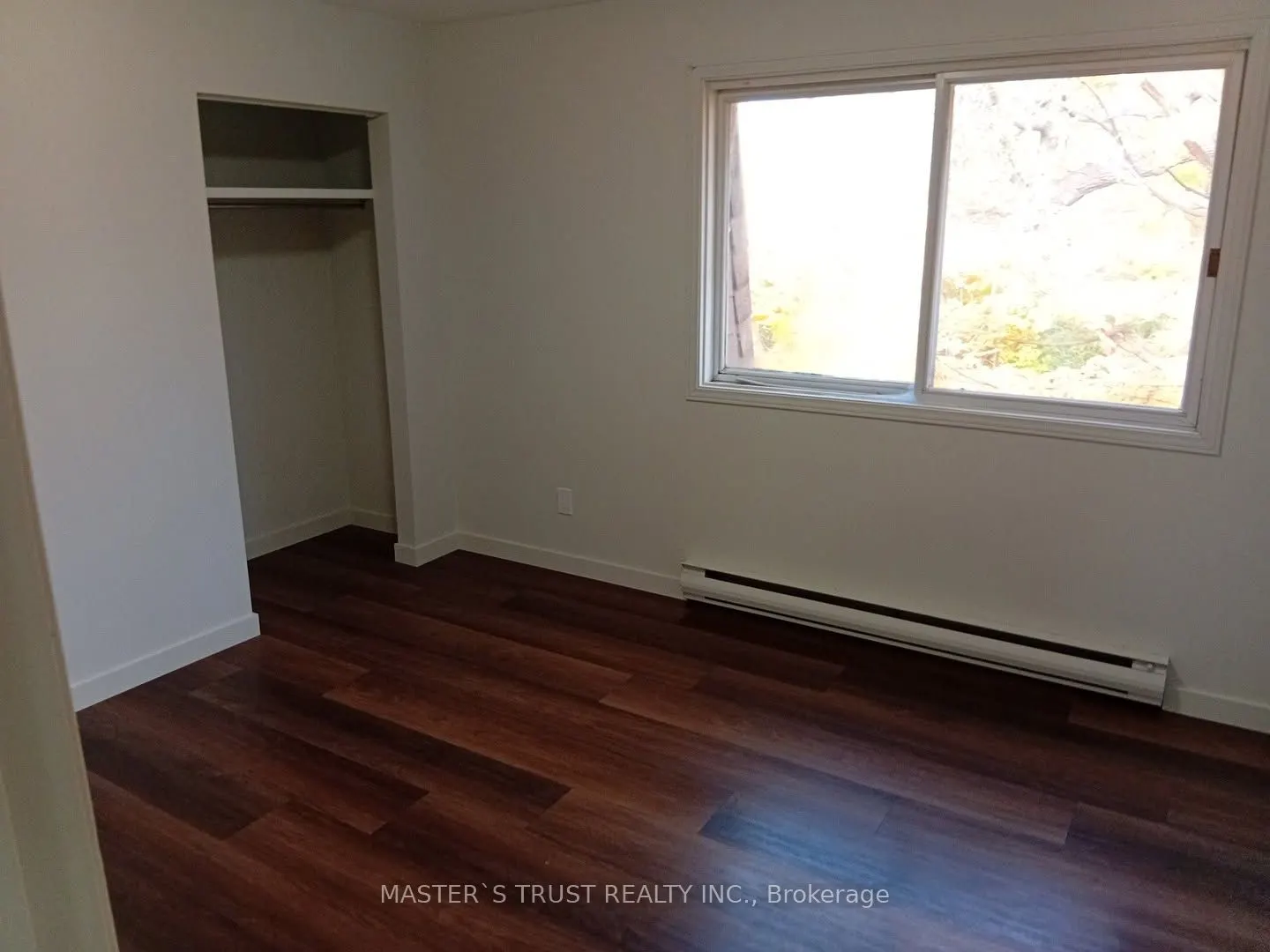 190 Borland Street E, #4