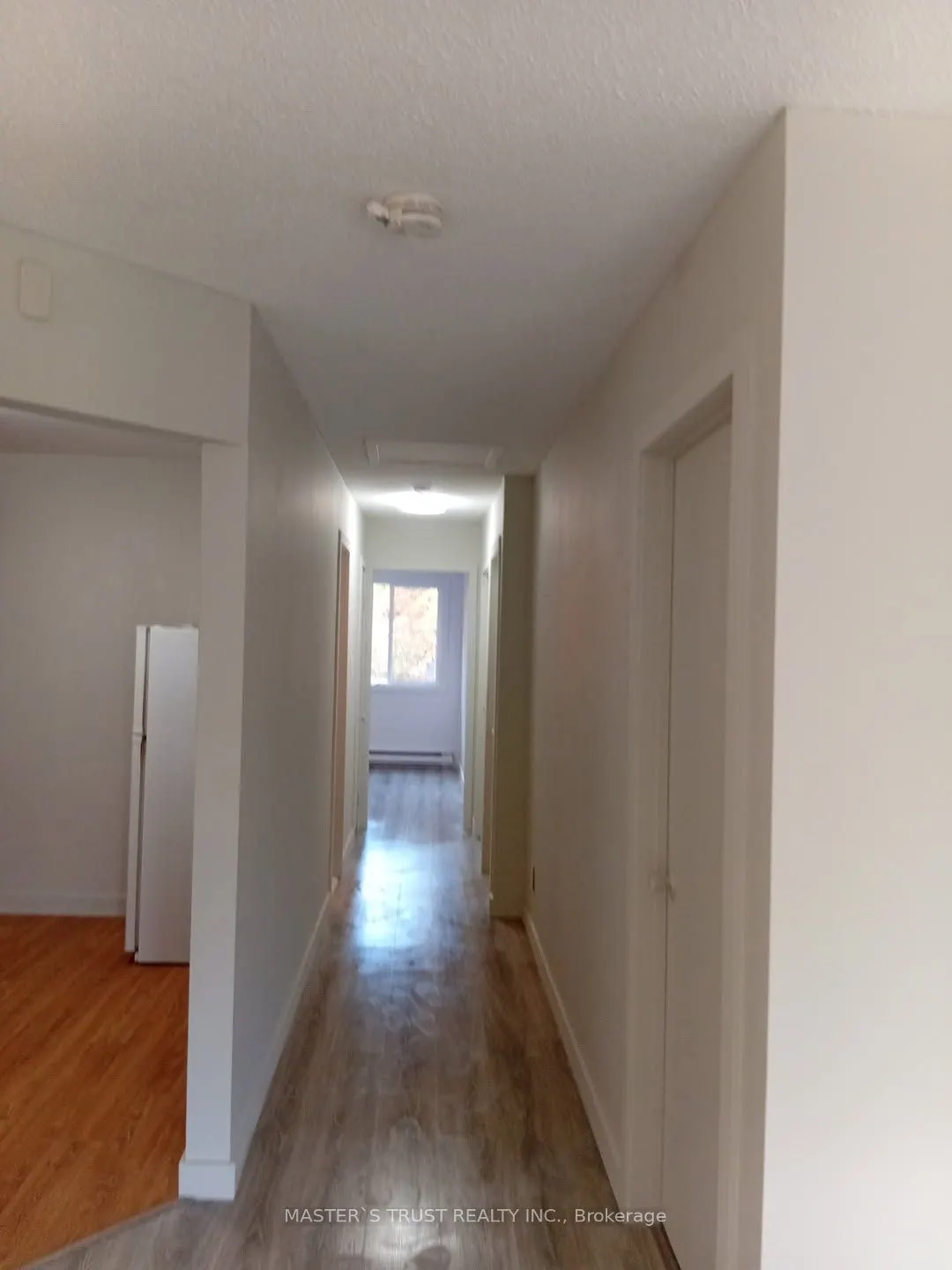 190 Borland Street E, #4