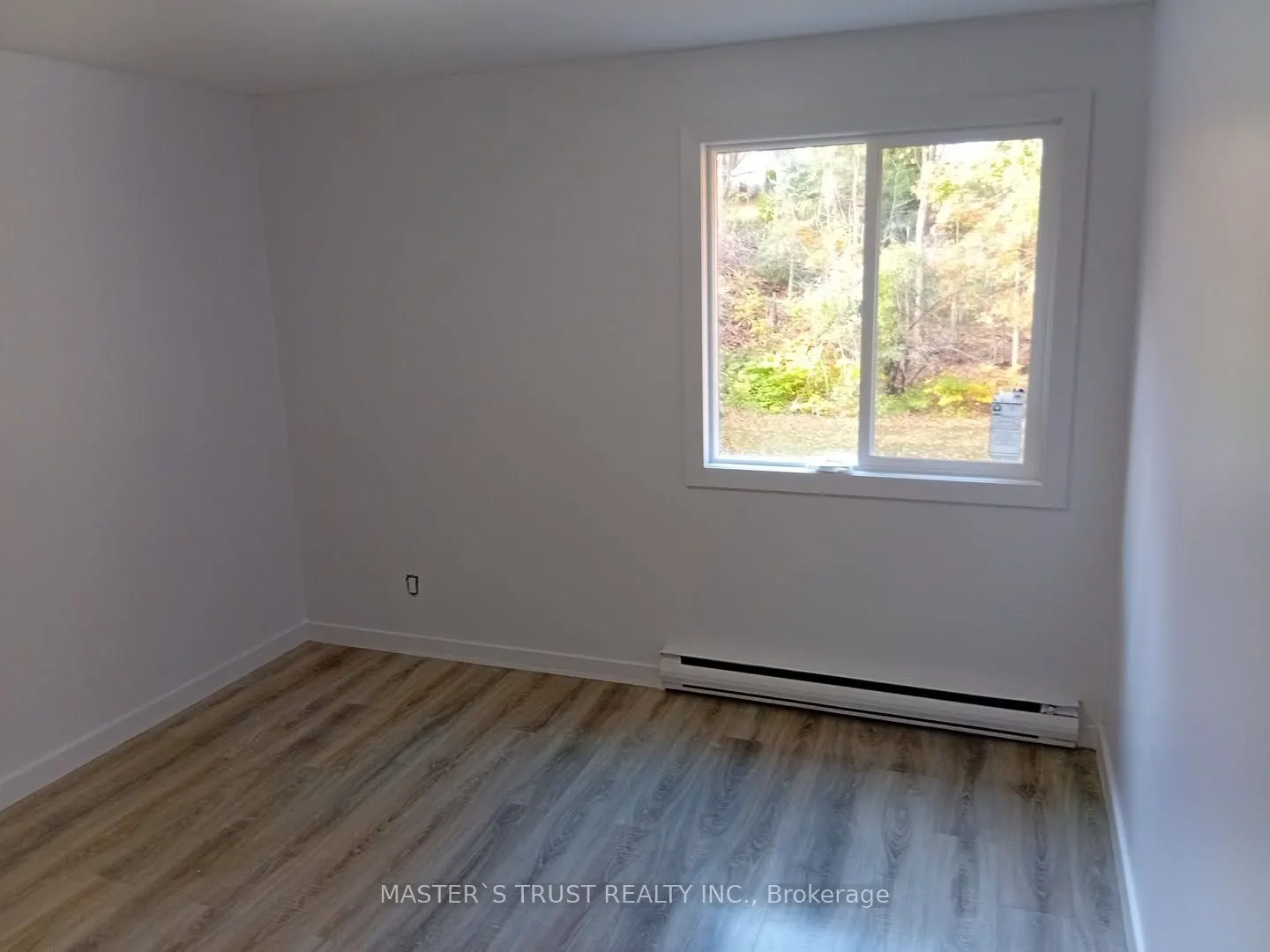 190 Borland Street E, #4