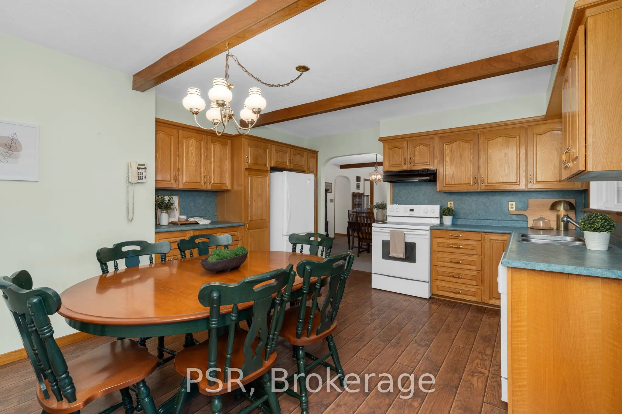 1632 Old Barrie Road E